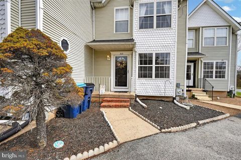 Townhouse For Sale - 368 Park Lane<br/> WILMINGTON, DE 19804
