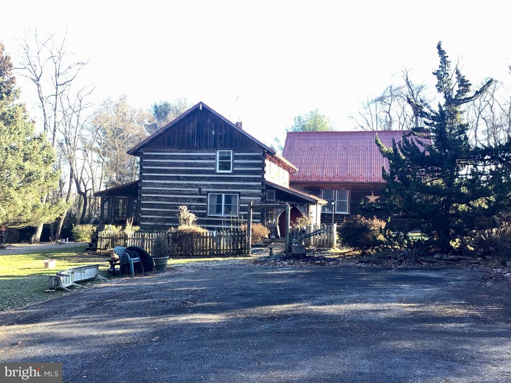 Photo of 629 Pumping Station Road, Kirkwood, PA 17536 (MLS # PALA2045898)