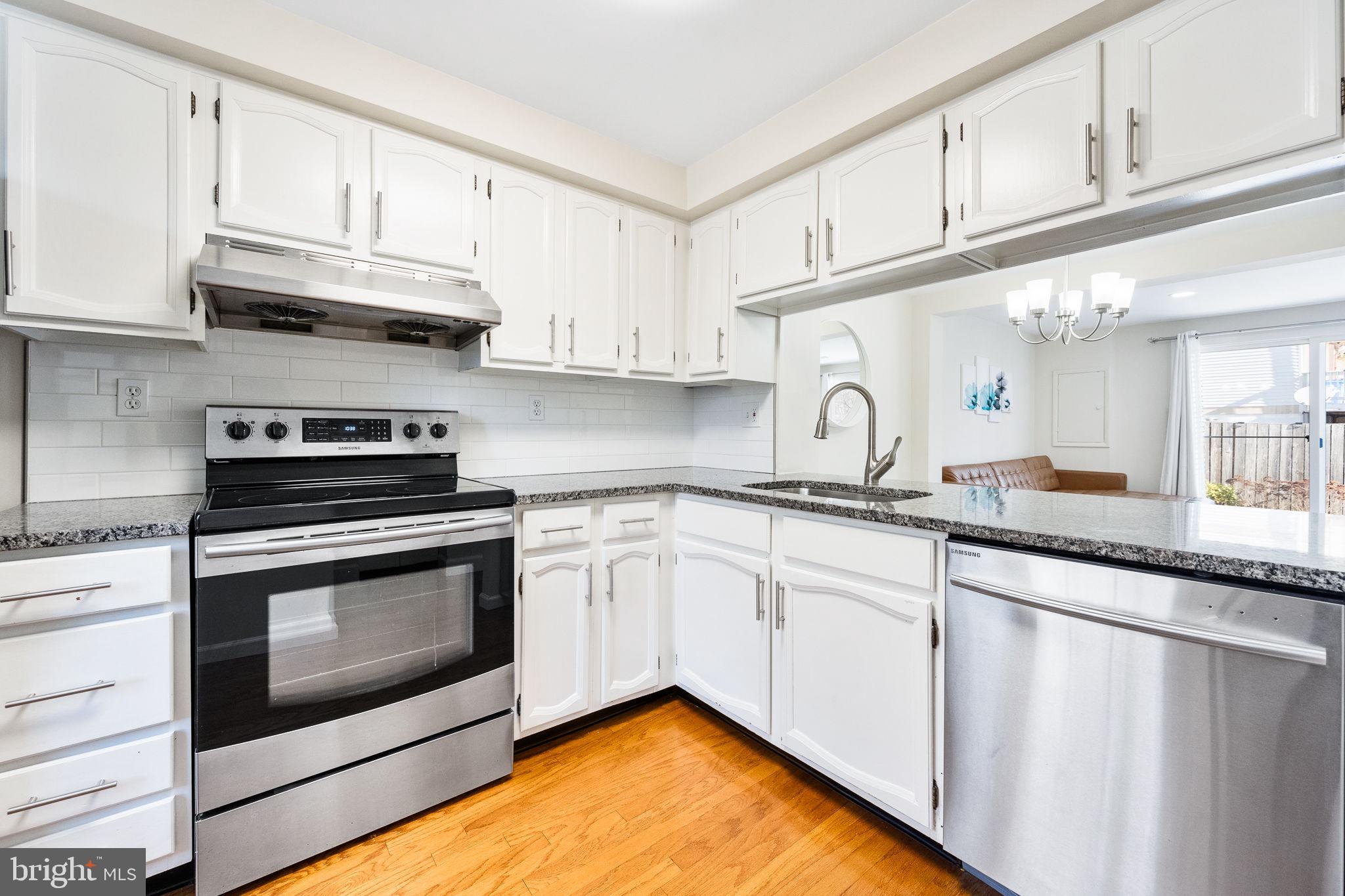 GUNNERS LAKE VILLAGE - Residential