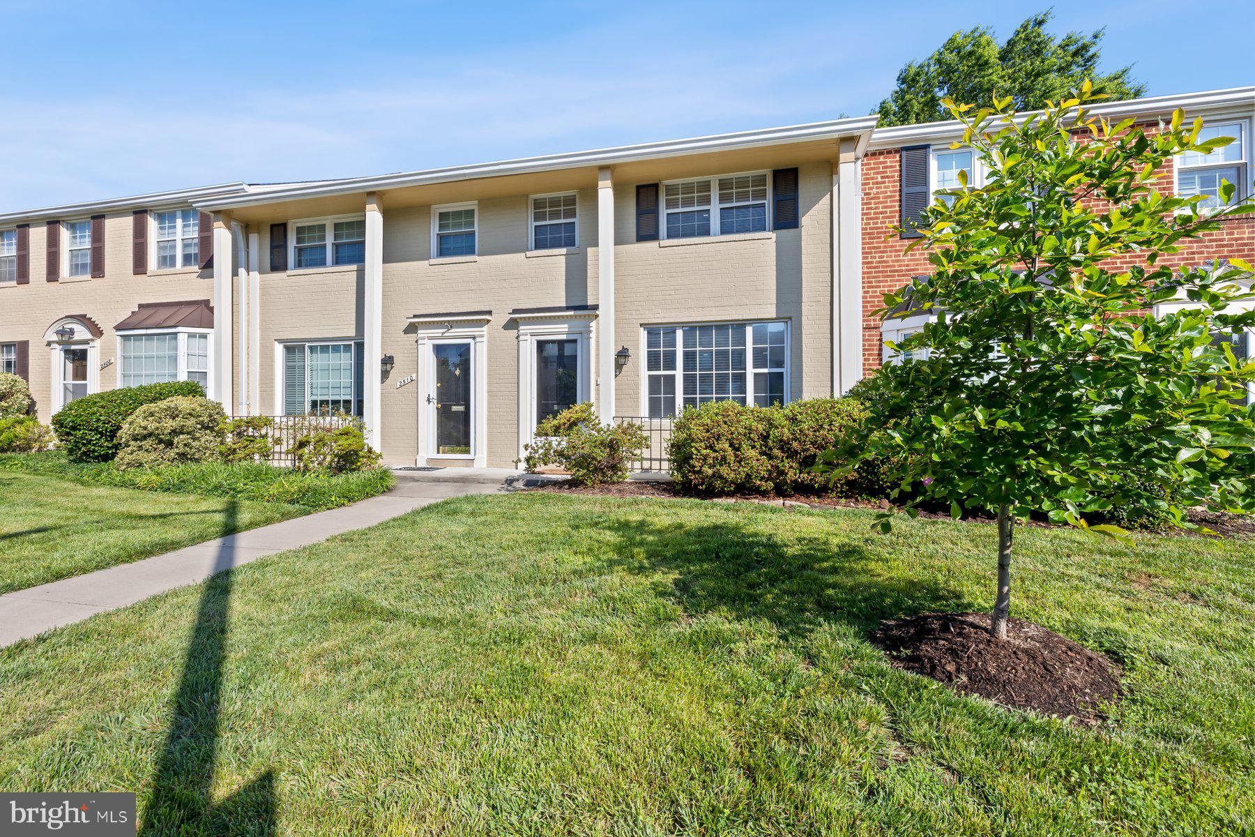 FAIRLINGTON TOWNE - Residential Lease