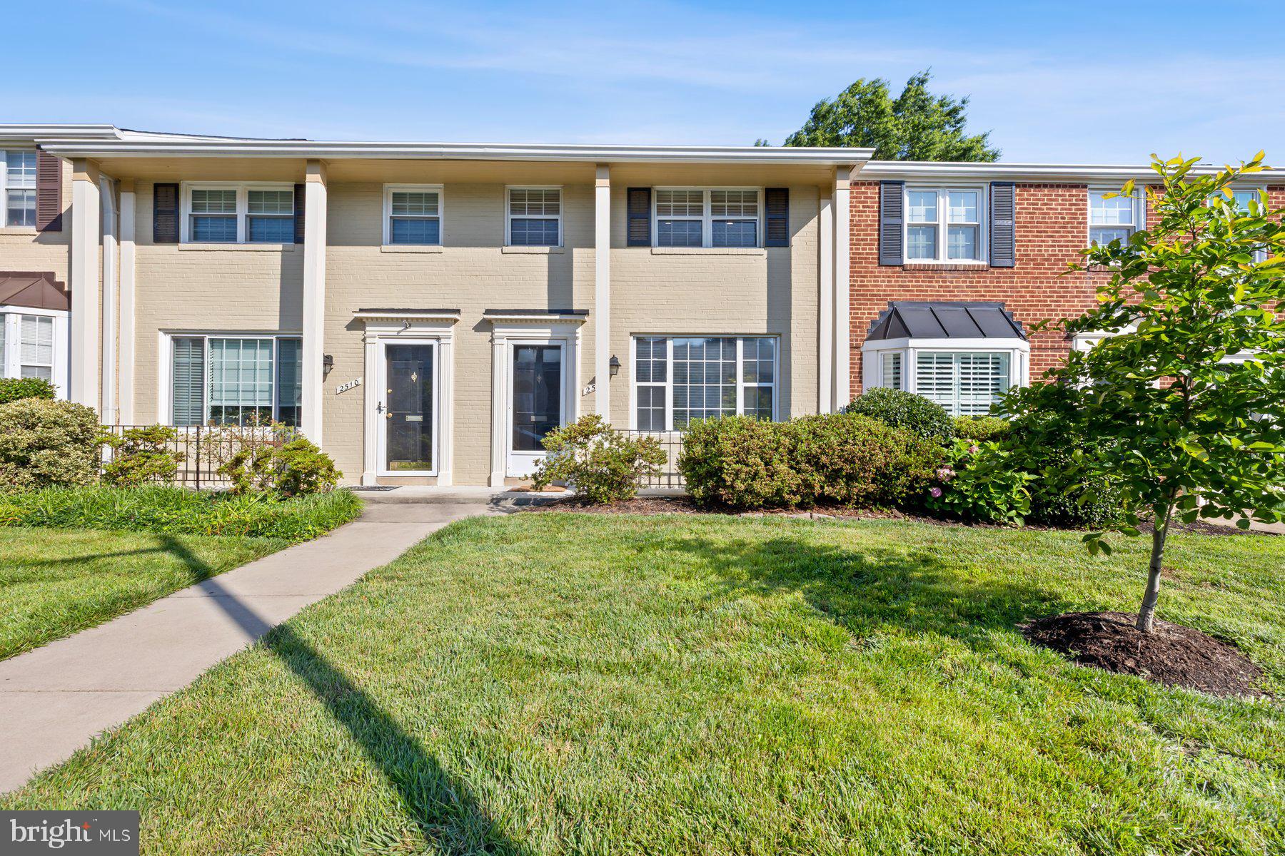 FAIRLINGTON TOWNE - Residential Lease