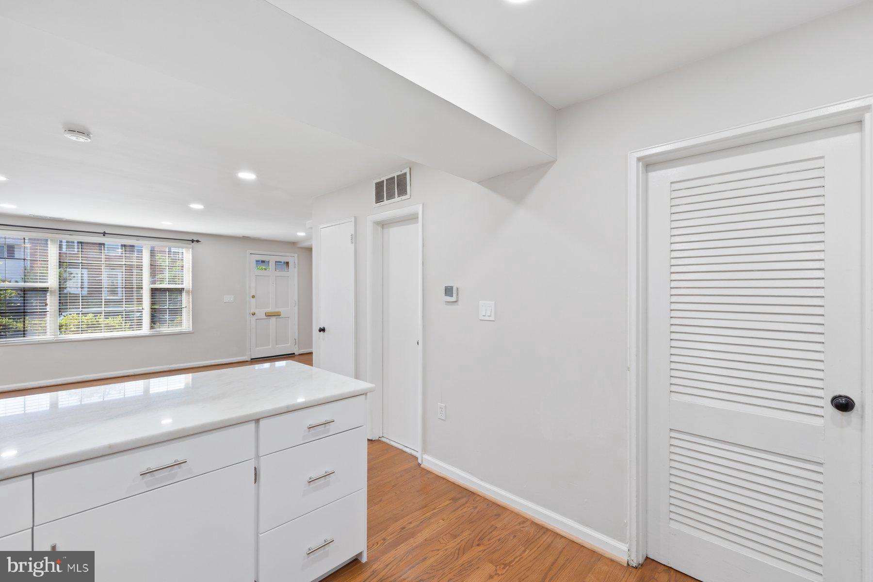 FAIRLINGTON TOWNE - Residential Lease