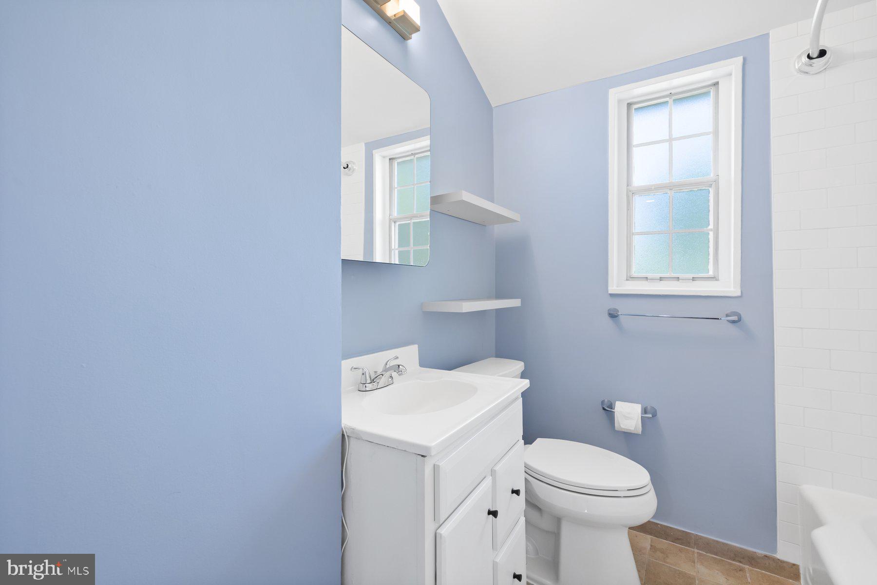 FAIRLINGTON TOWNE - Residential Lease