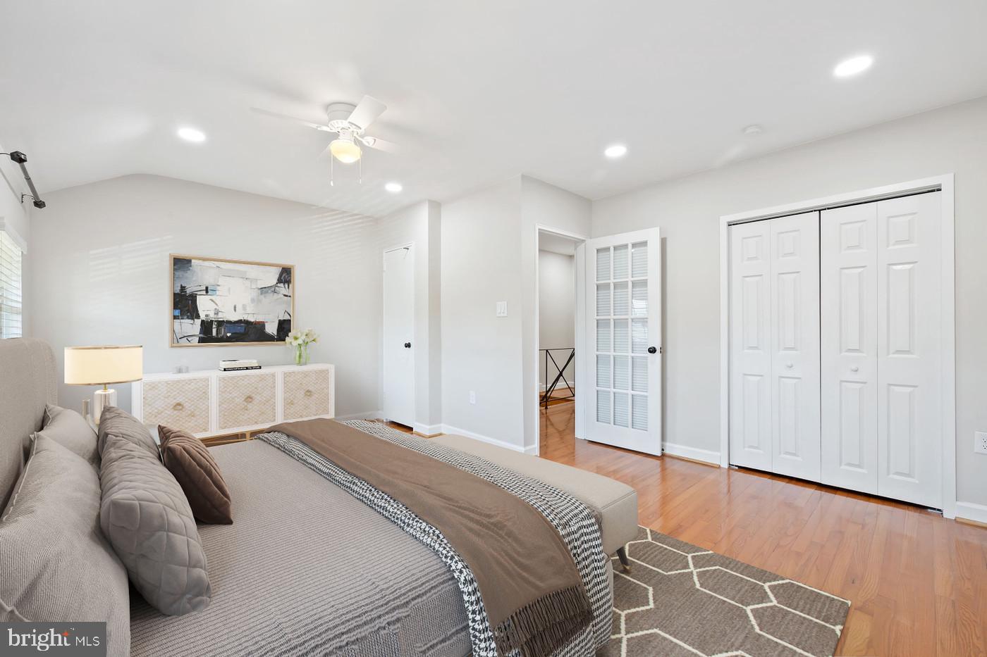 FAIRLINGTON TOWNE - Residential Lease