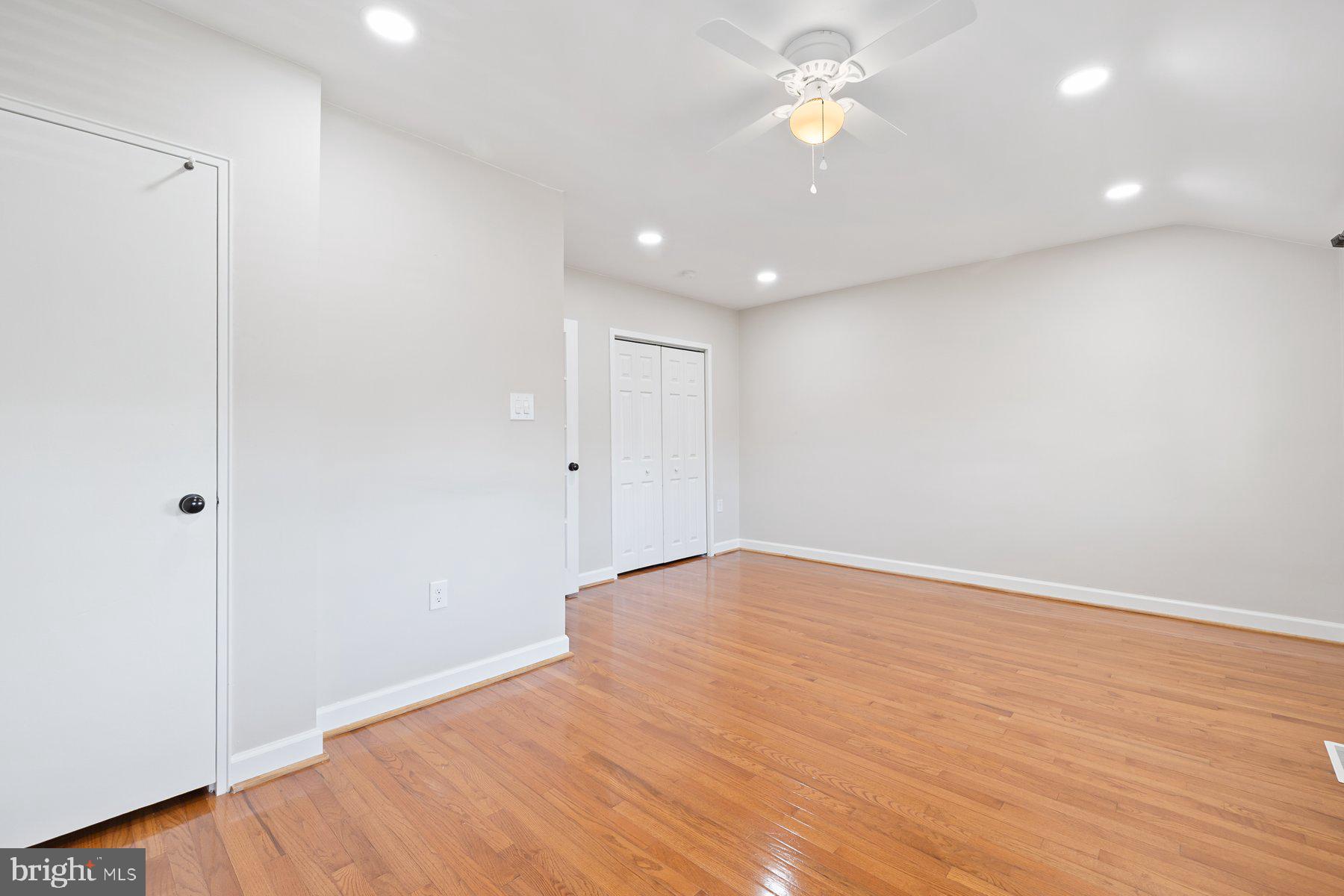 FAIRLINGTON TOWNE - Residential Lease