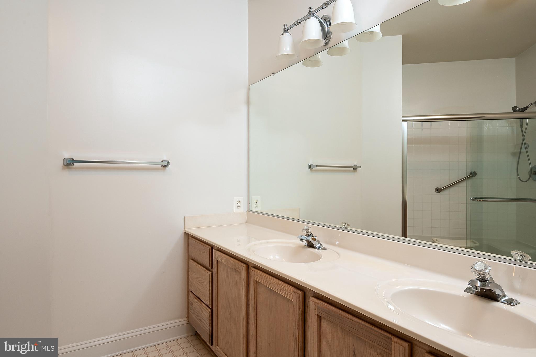 FIELDSTONE - Residential Lease