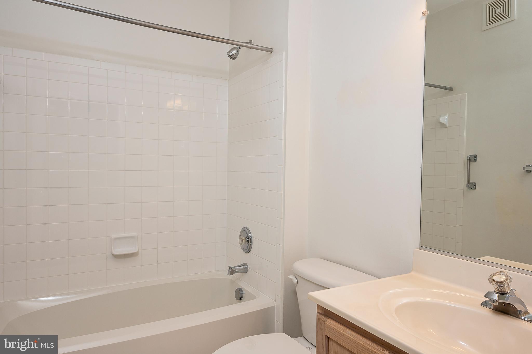 FIELDSTONE - Residential Lease