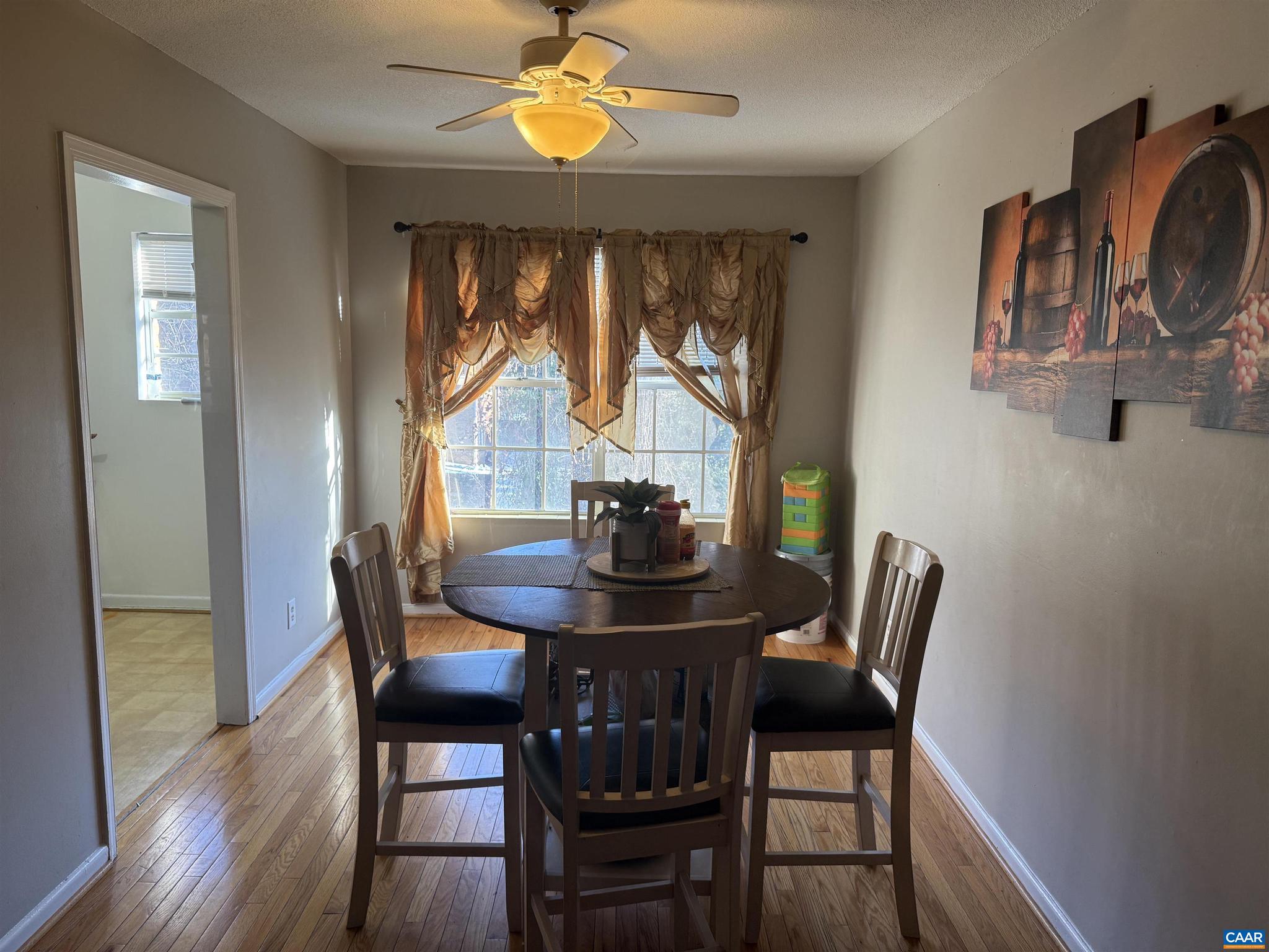 2517 HYDRAULIC RD 73