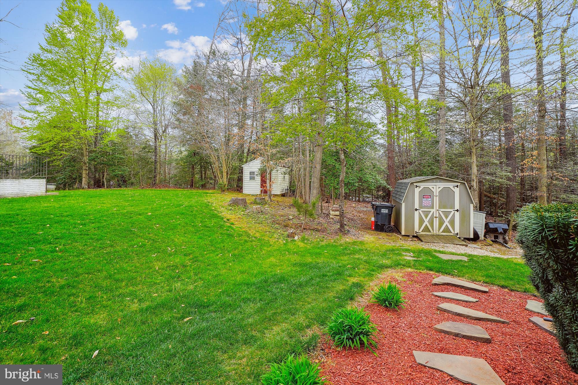 6691 DEEP HOLLOW LANE