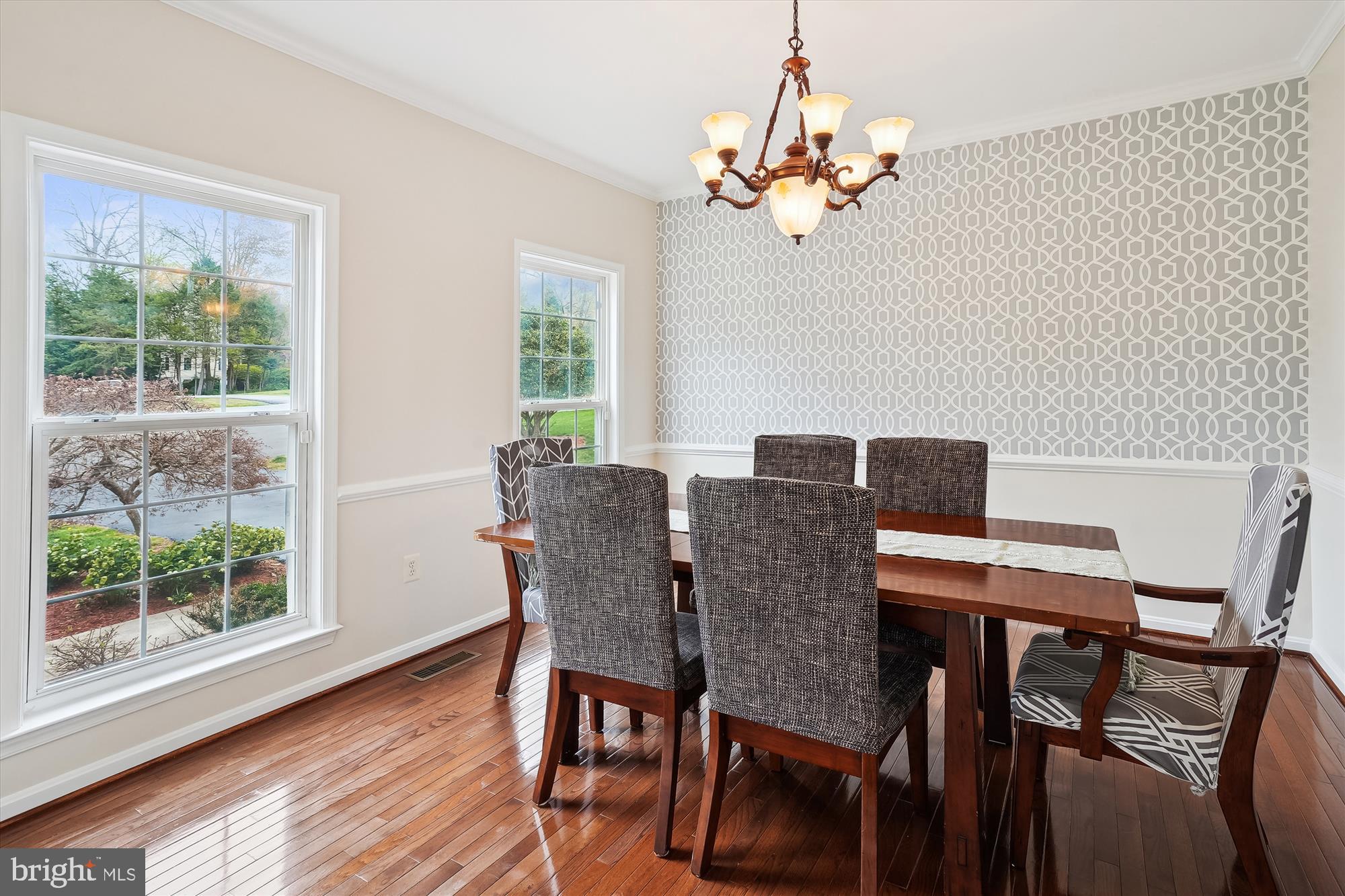 6691 DEEP HOLLOW LANE