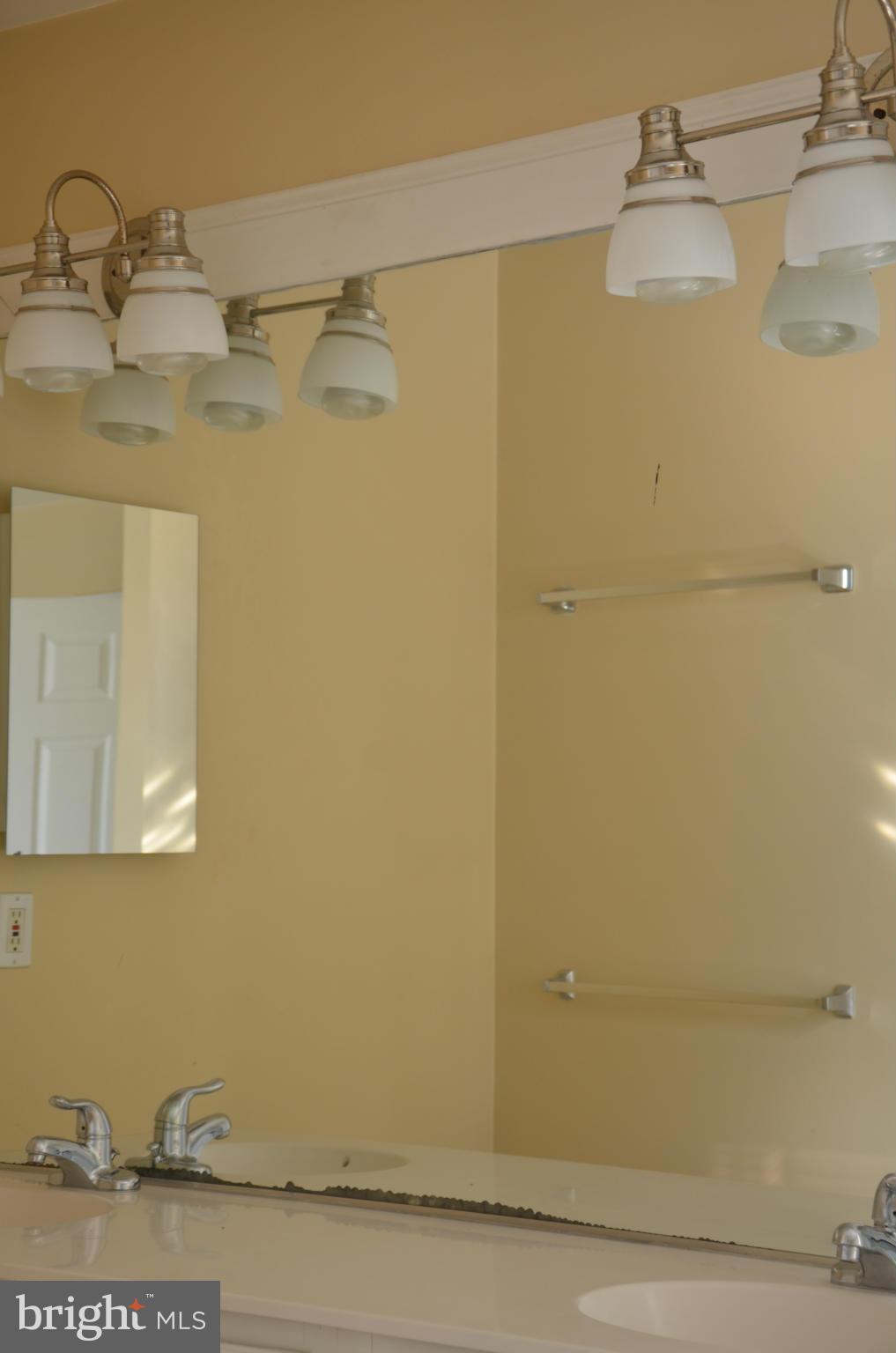 OAKMILL - Residential