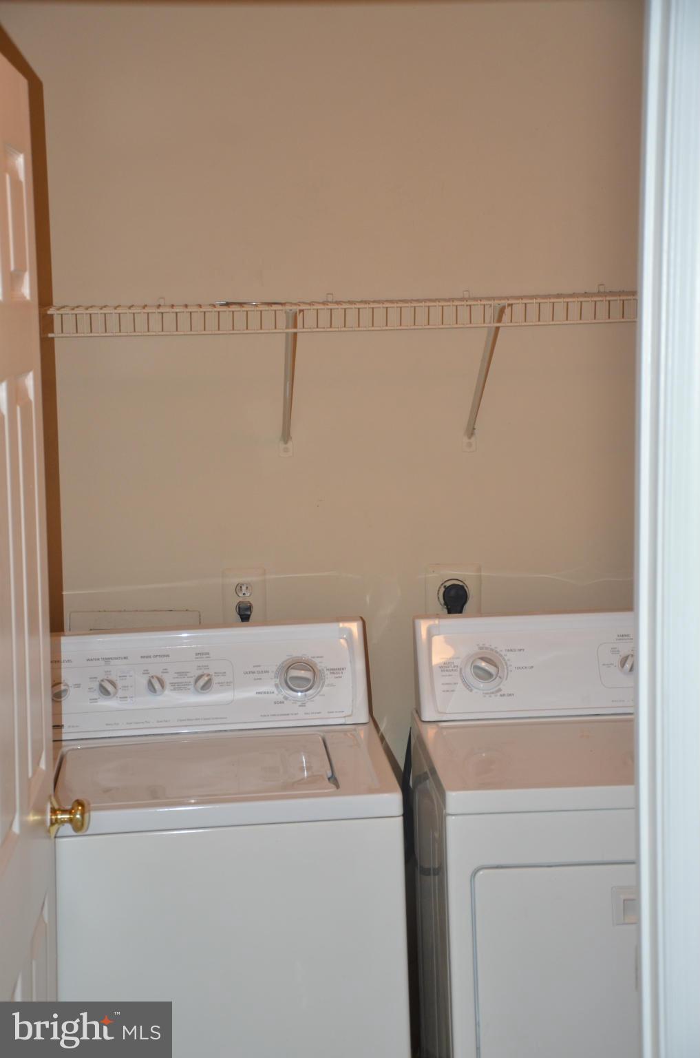 OAKMILL - Residential