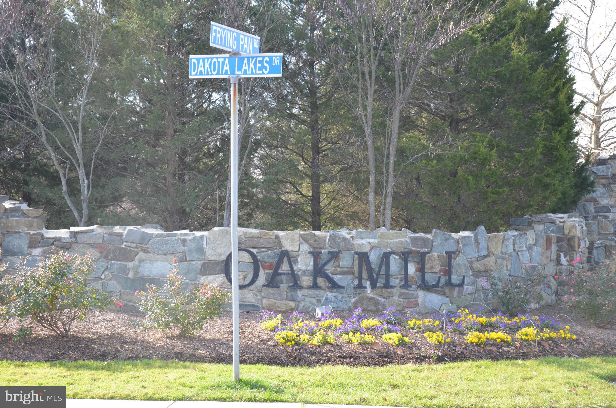 OAKMILL - Residential