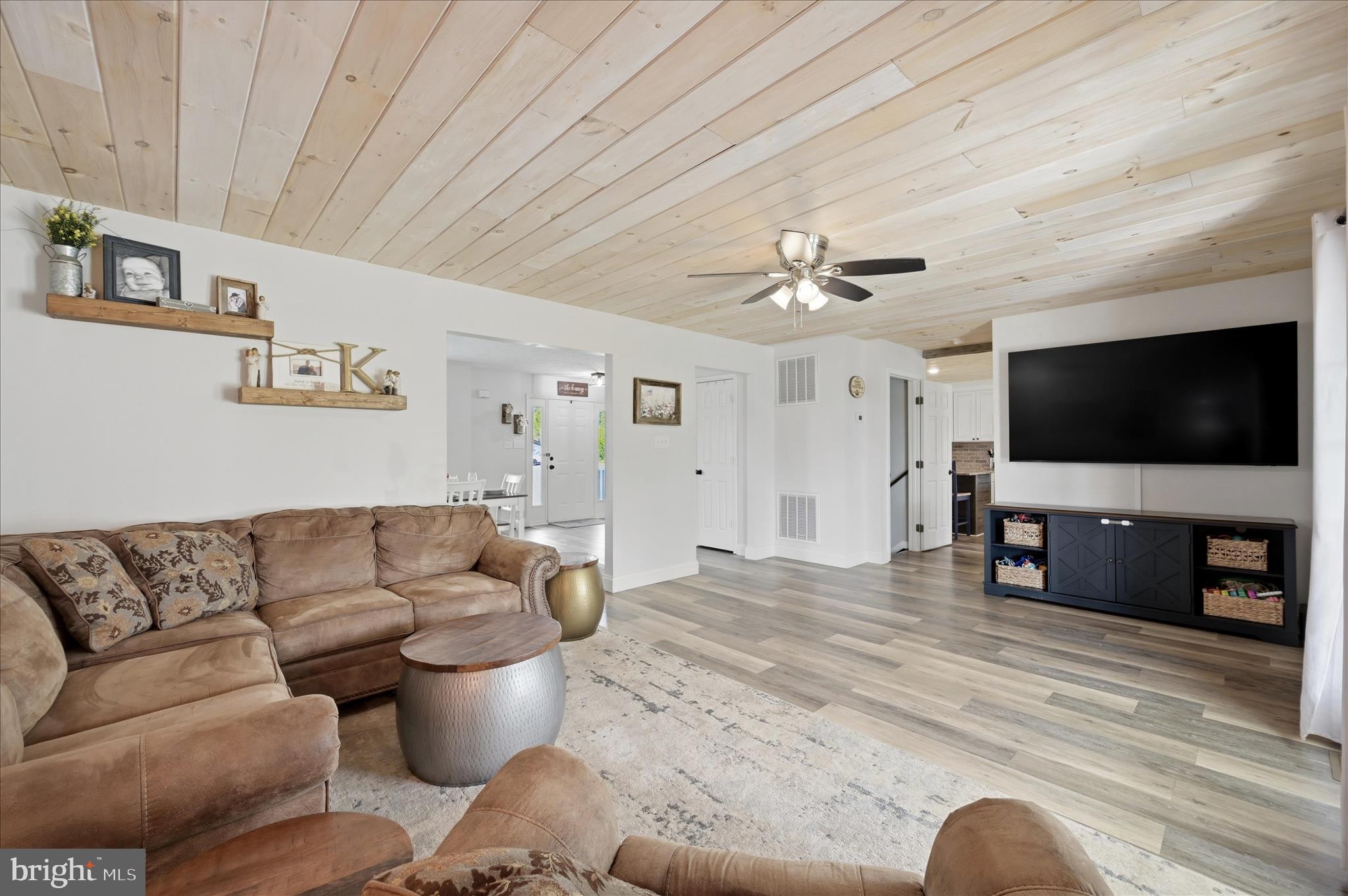 CHERRY HILL - Residential