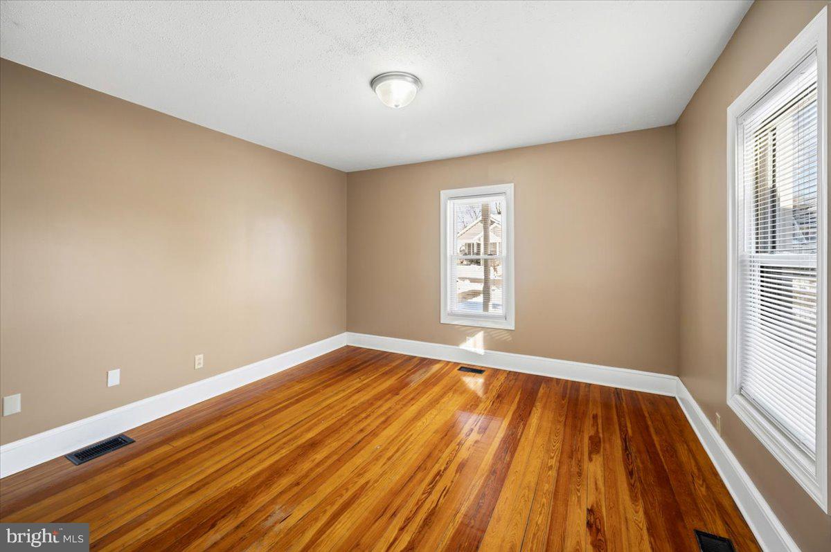 FAIRGROUND HEIGHTS - Residential