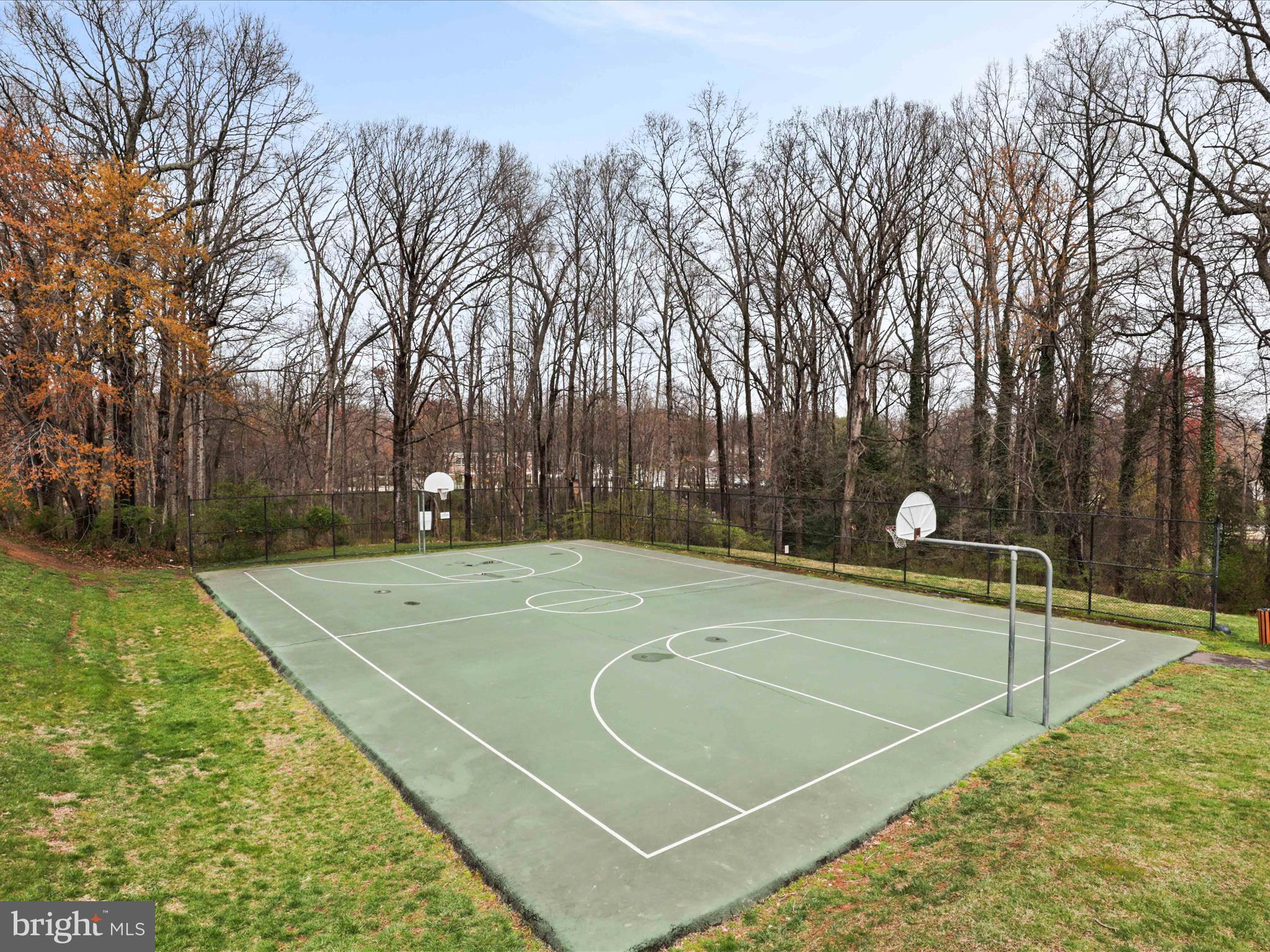 HEIGHTS AT PENDERBROOK - Residential Lease