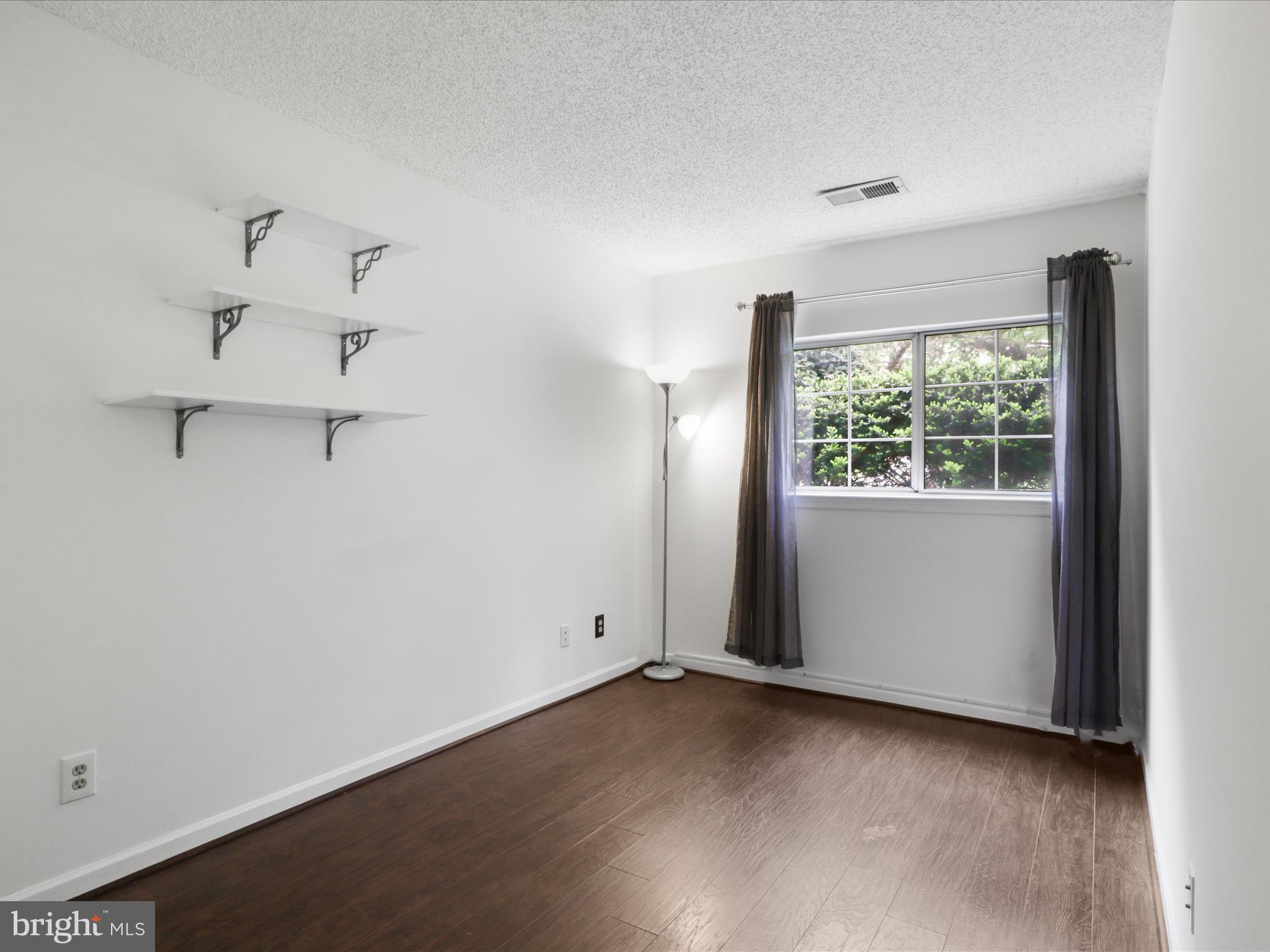 HEIGHTS AT PENDERBROOK - Residential Lease