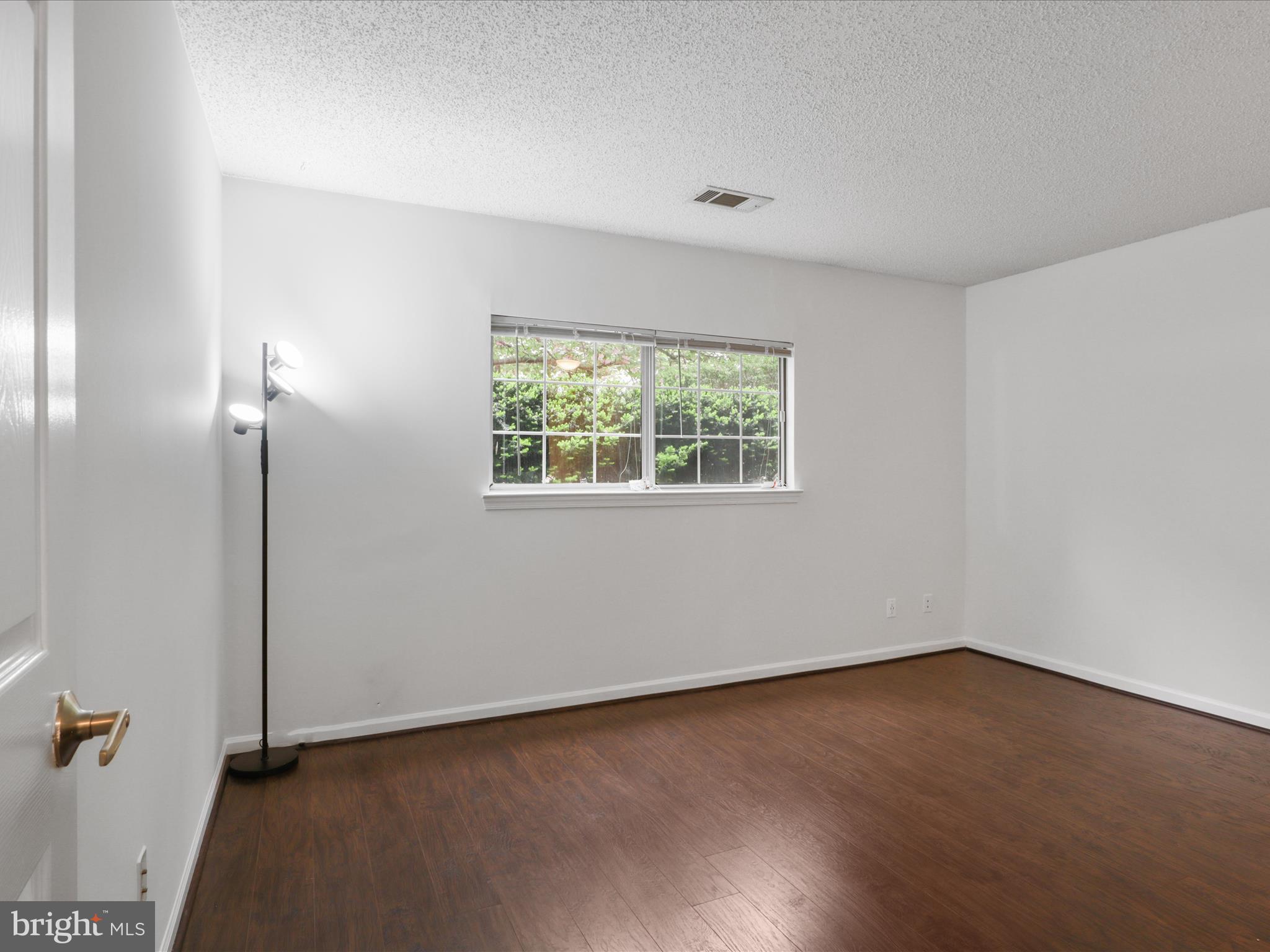 HEIGHTS AT PENDERBROOK - Residential Lease