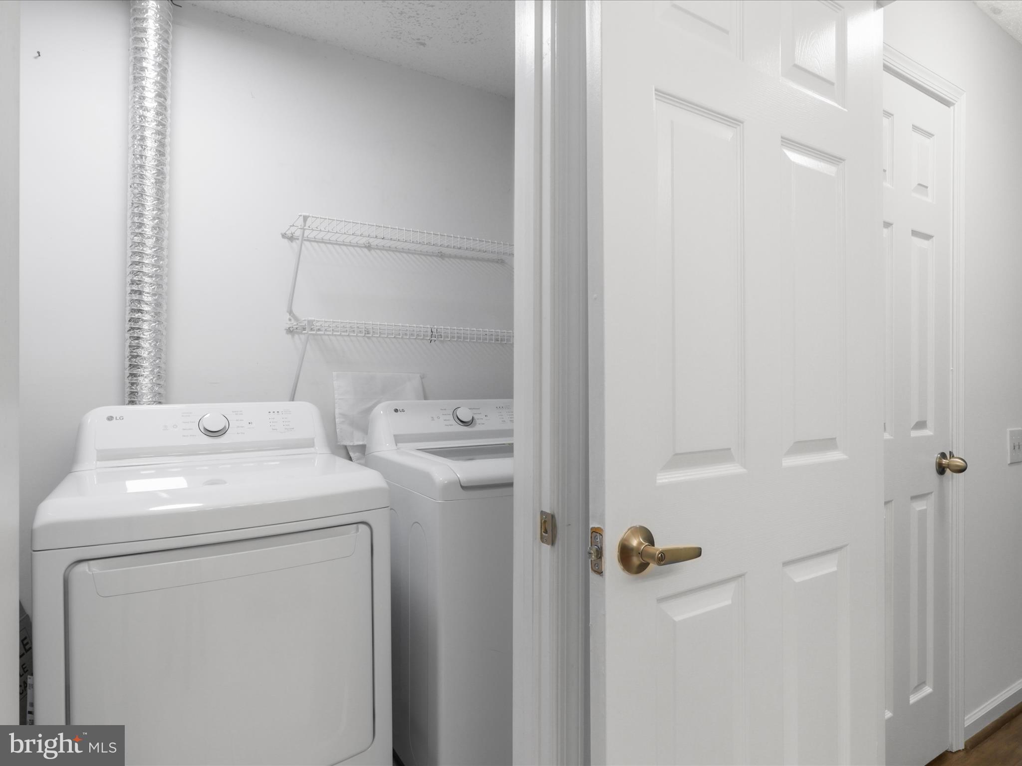 HEIGHTS AT PENDERBROOK - Residential Lease