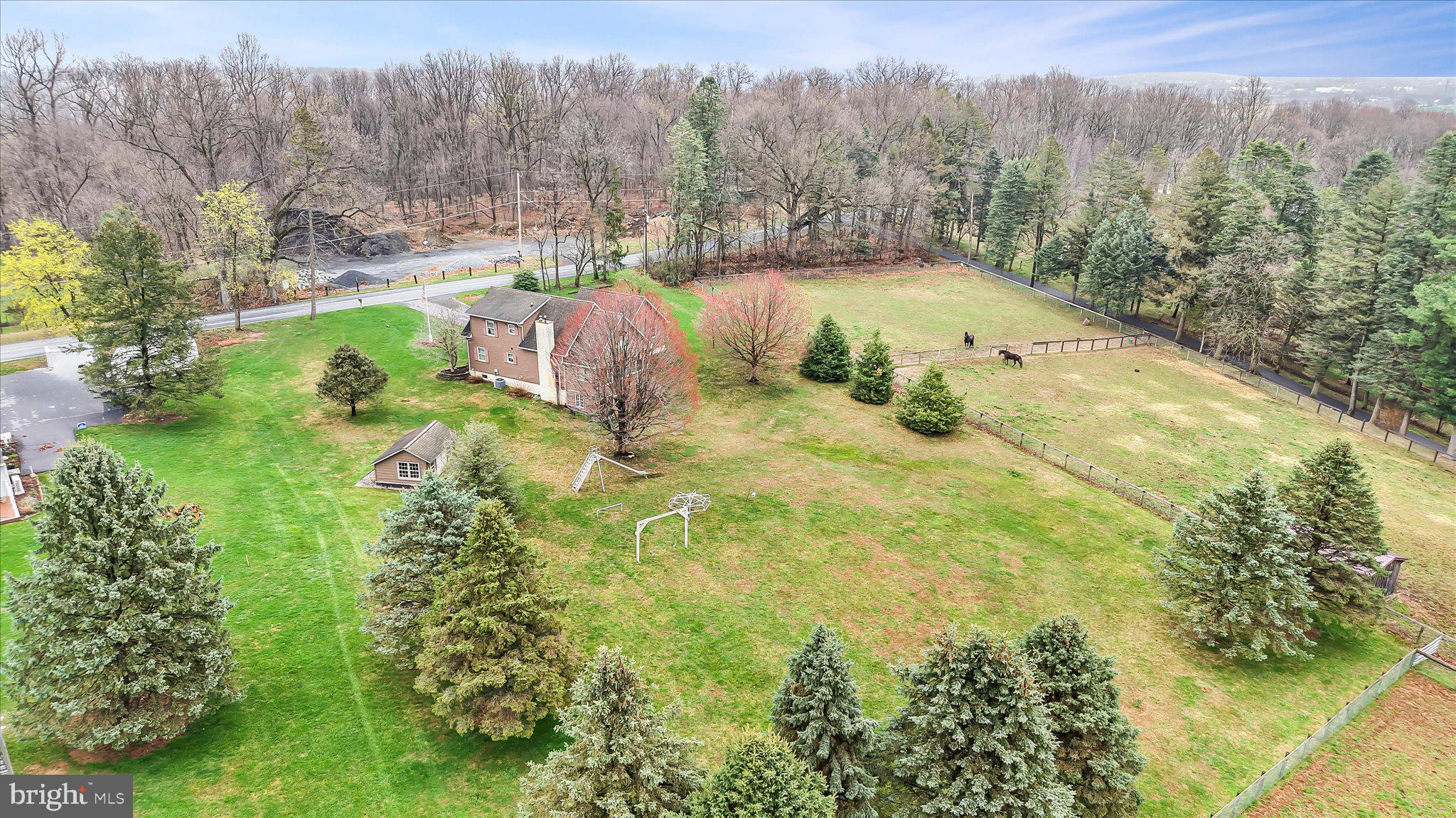 WOODRIDGE - Residential