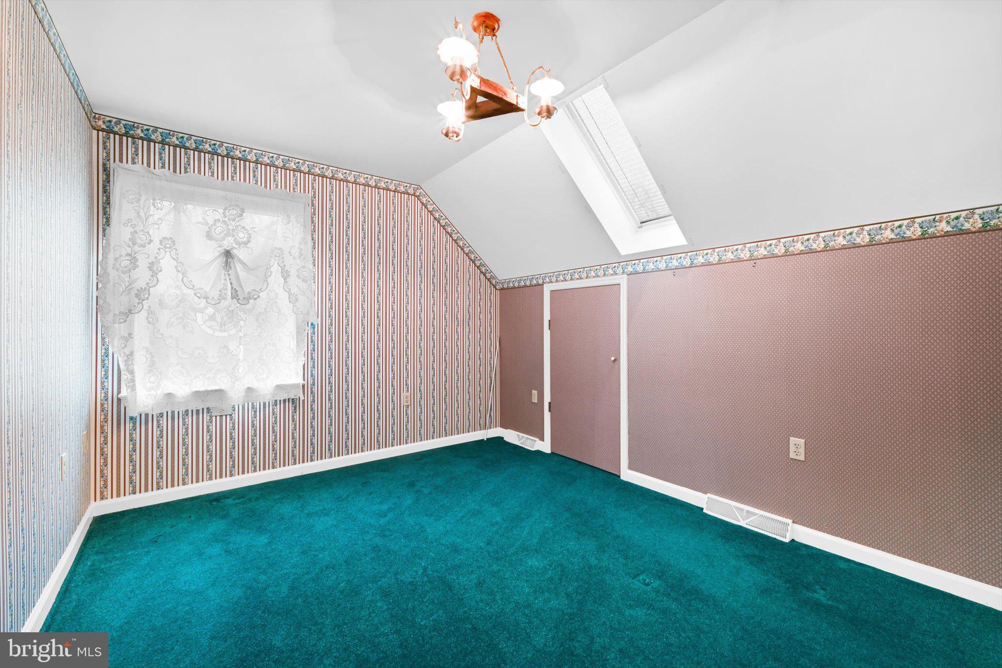 WOODRIDGE - Residential