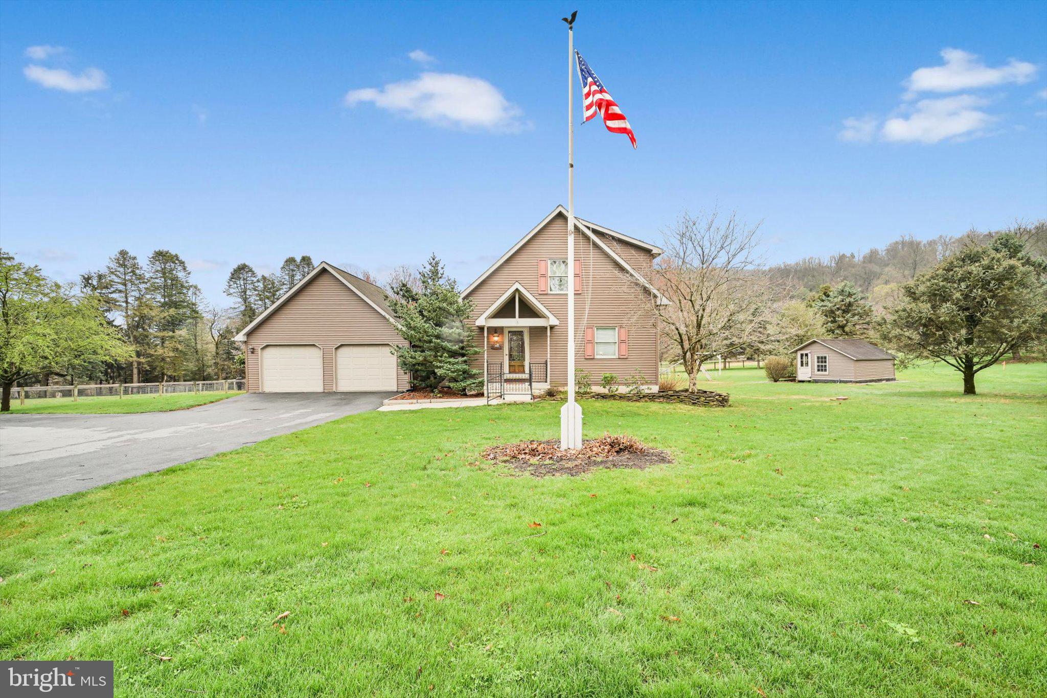 WOODRIDGE - Residential