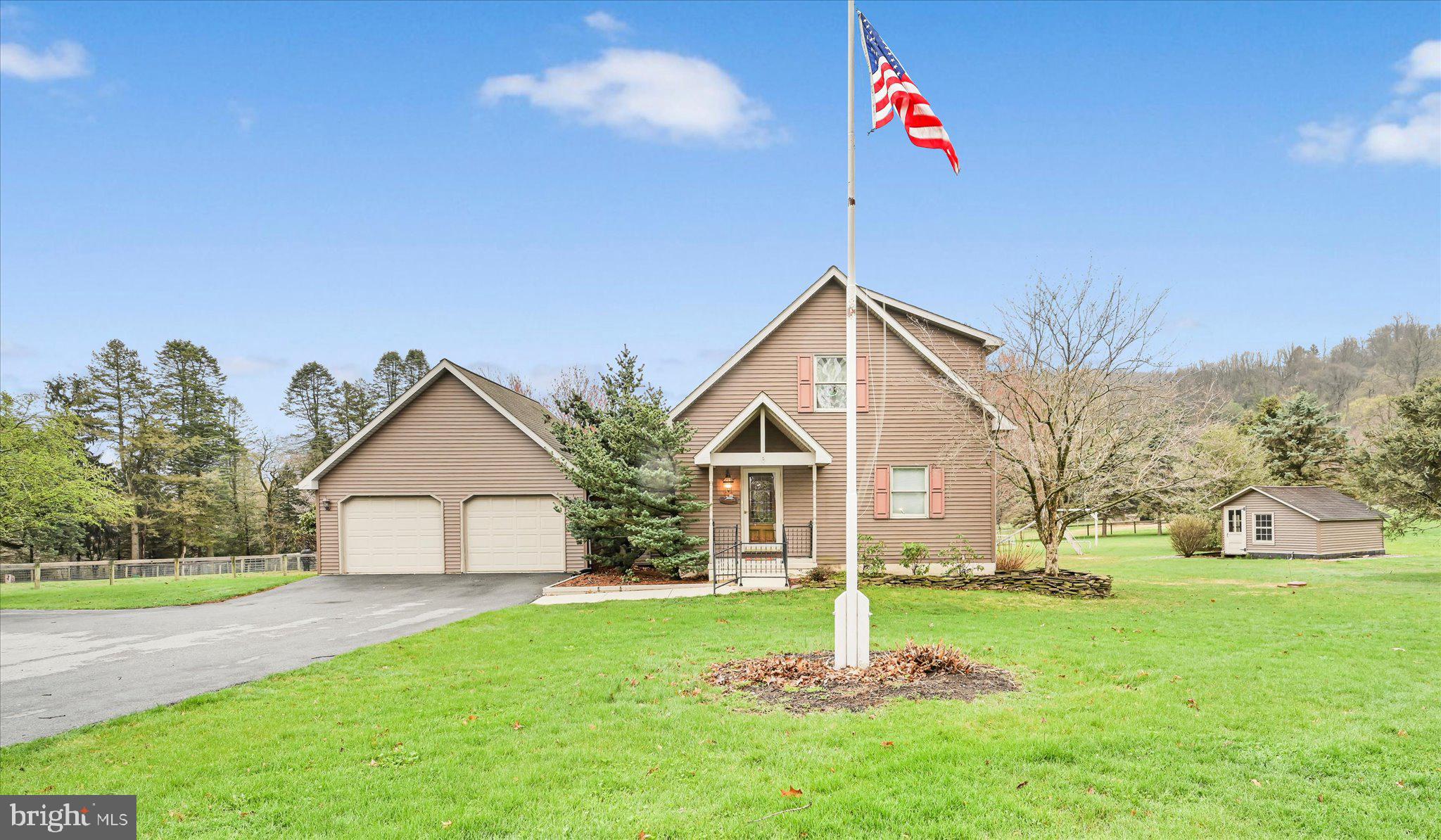 WOODRIDGE - Residential