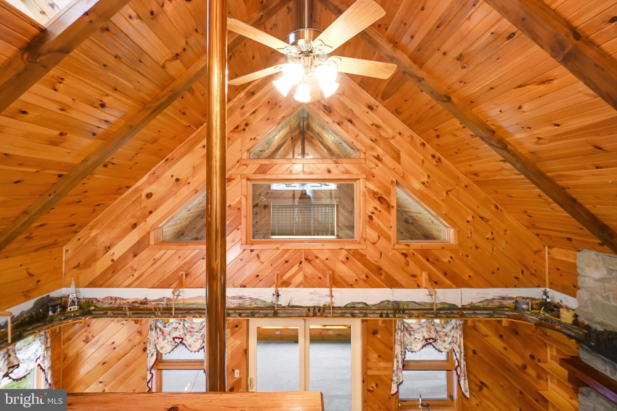 WOODRIDGE - Residential