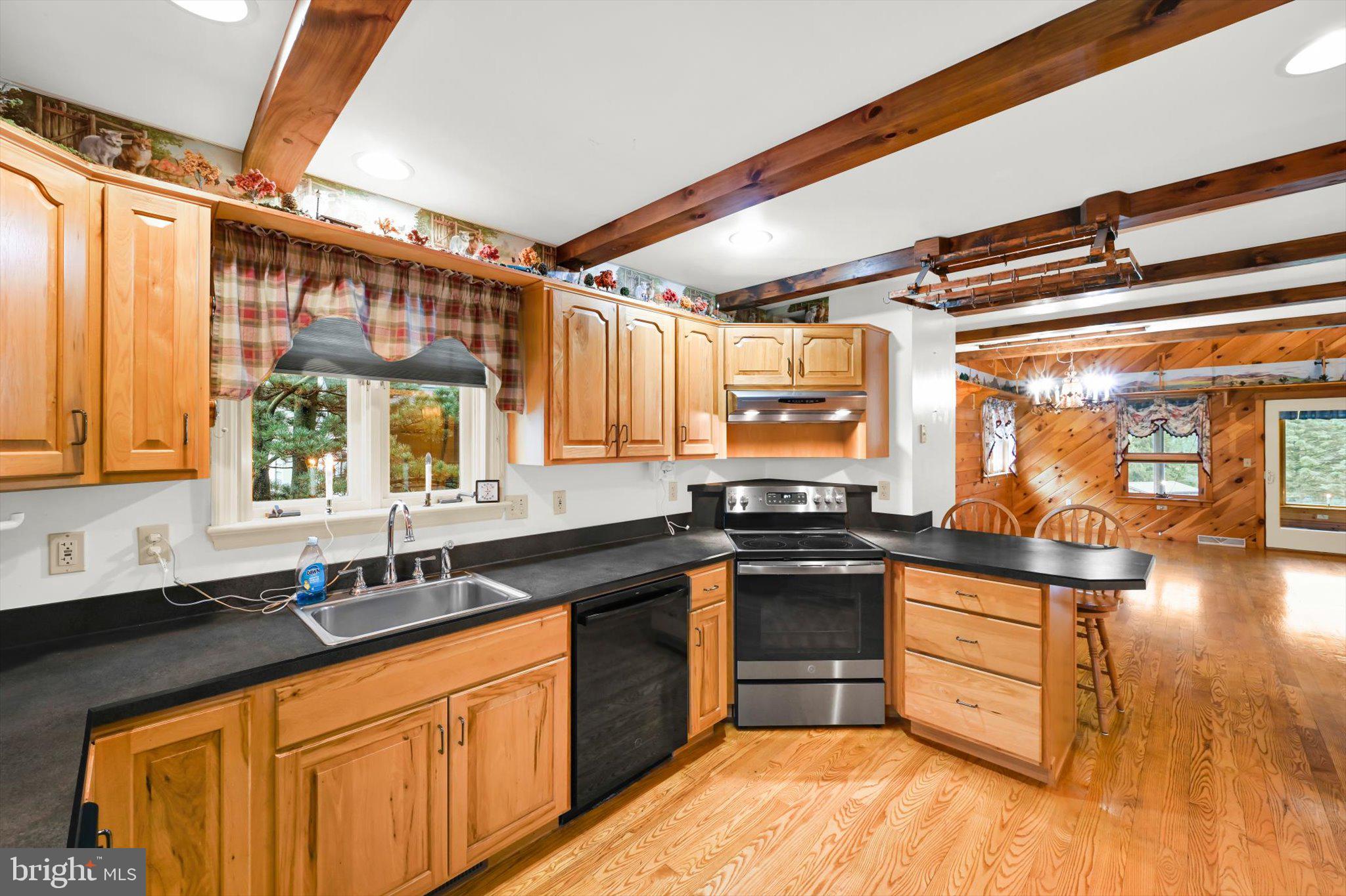 WOODRIDGE - Residential