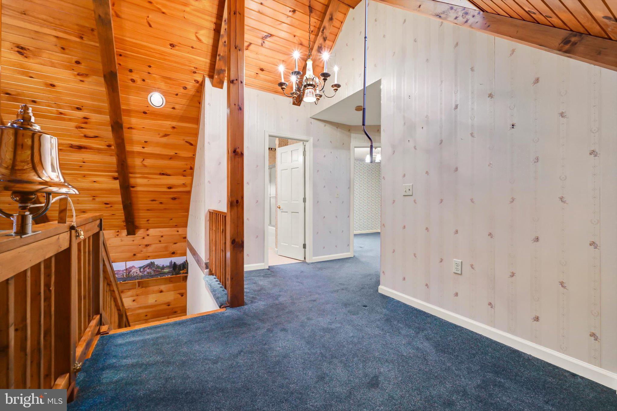 WOODRIDGE - Residential