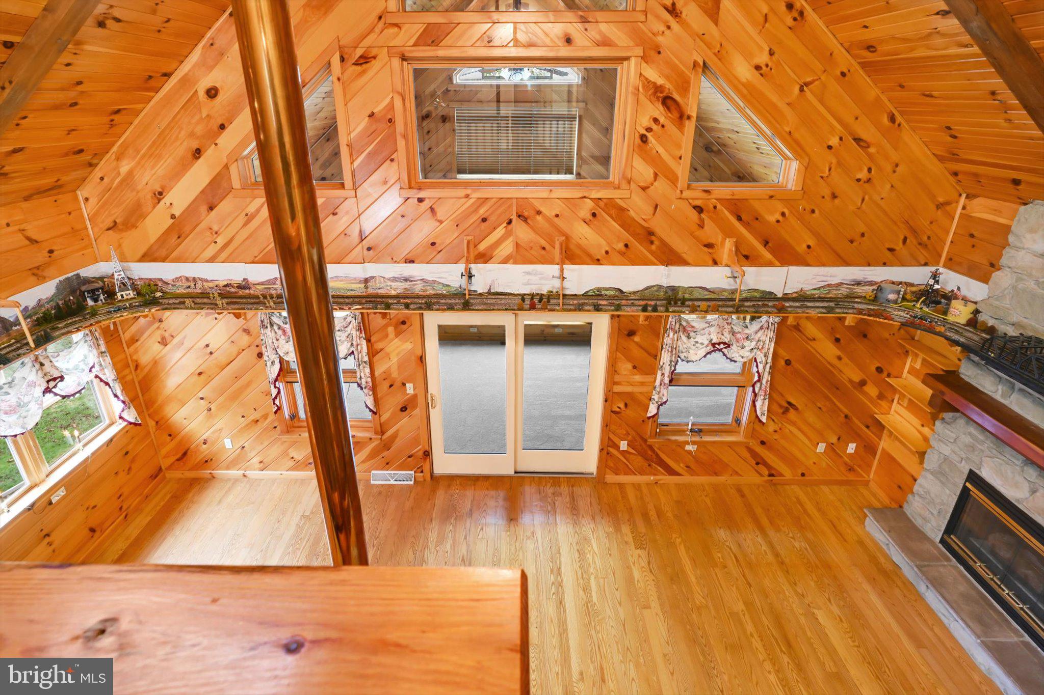 WOODRIDGE - Residential