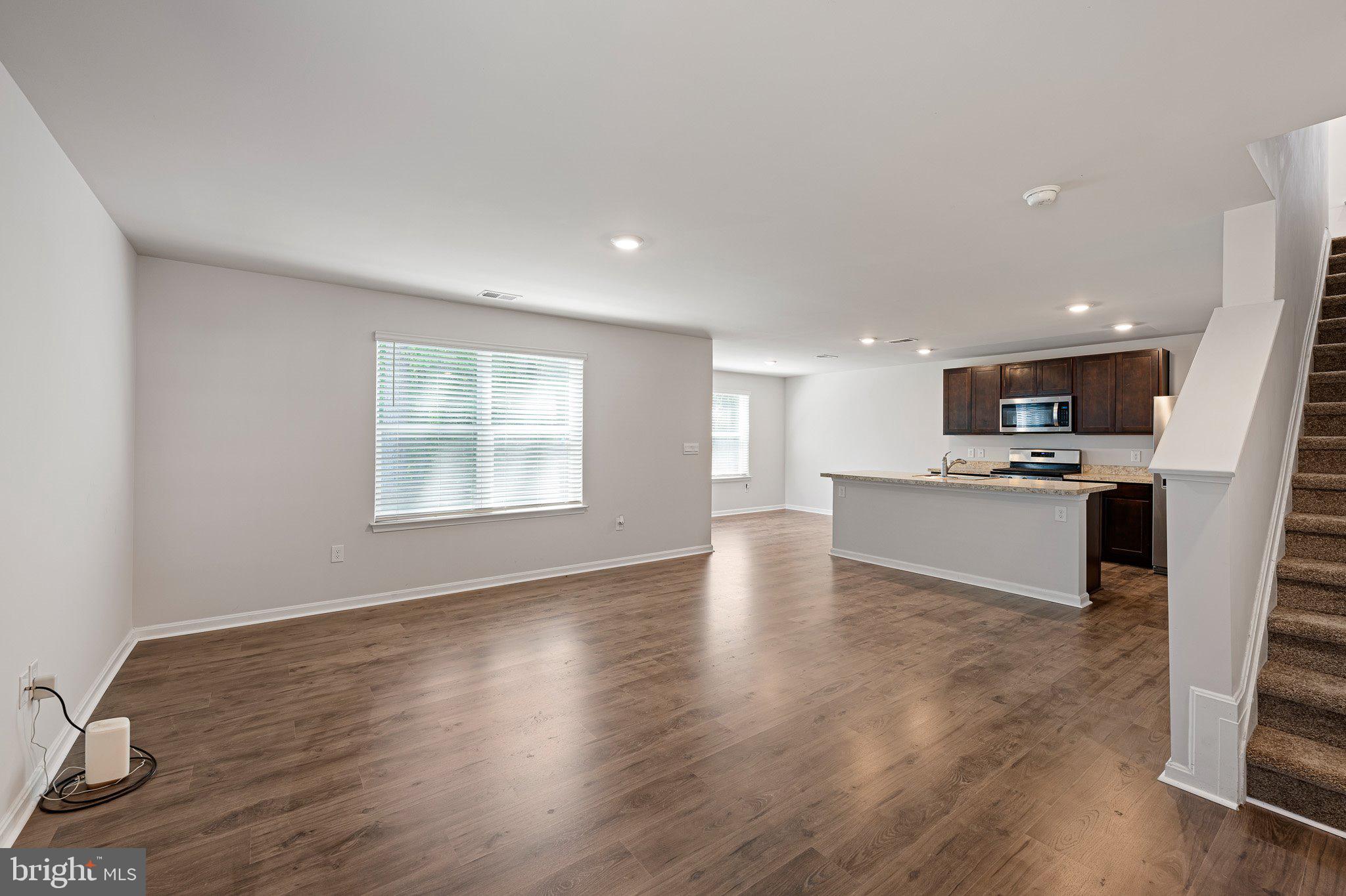 71 CURRANT CIRCLE