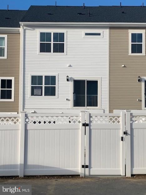 ST. CHARLES TOWNS - Residential