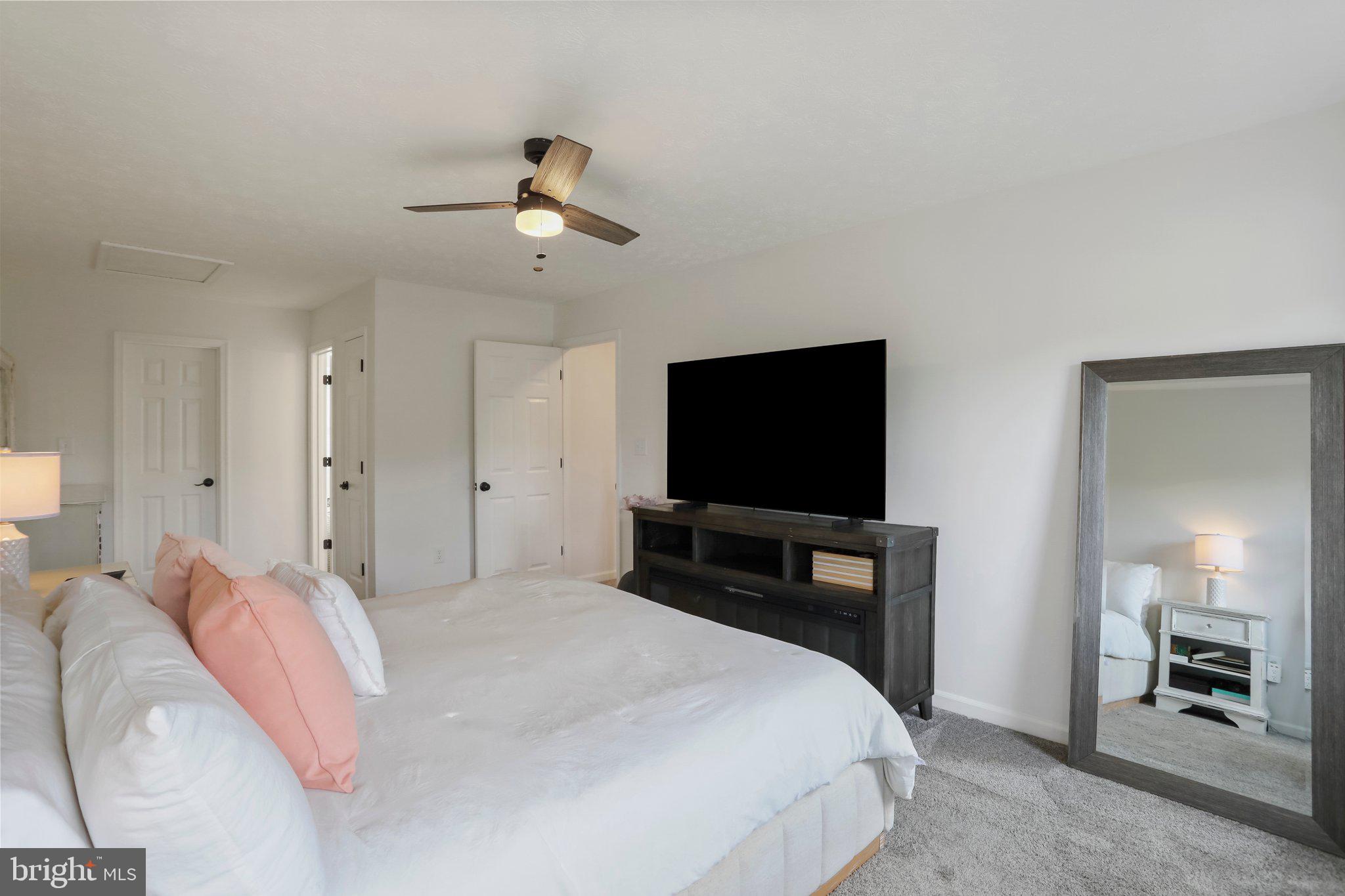 SCHAEFFERS CROSSROADS - Residential