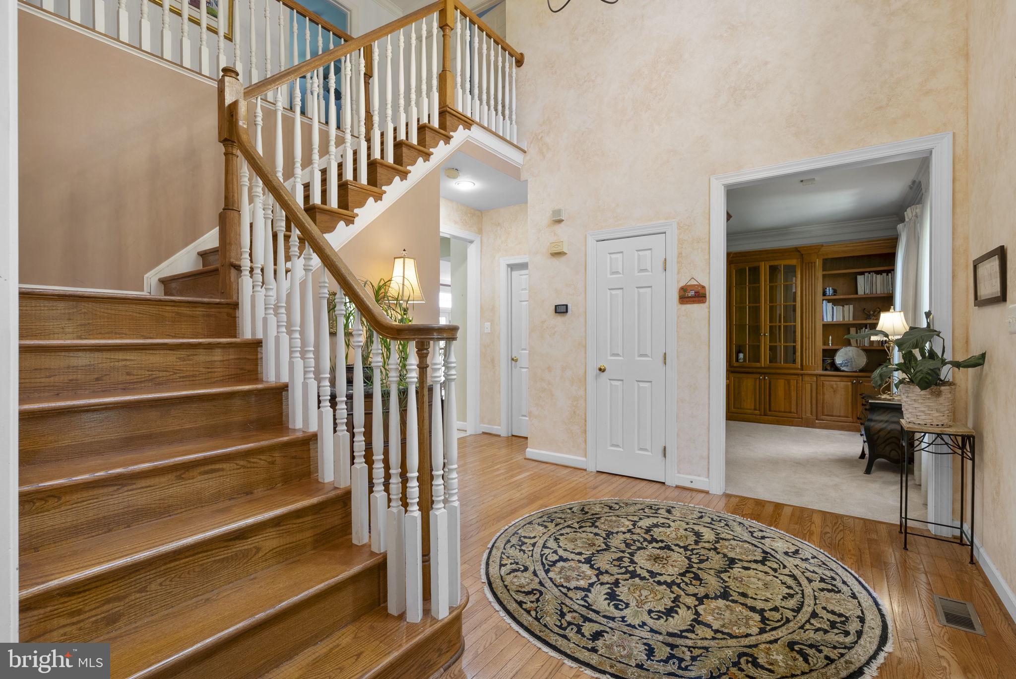 805 LINDSEY MANOR LANE