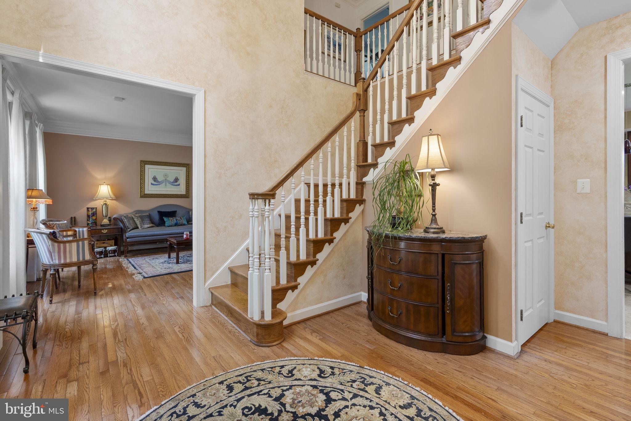 805 LINDSEY MANOR LANE