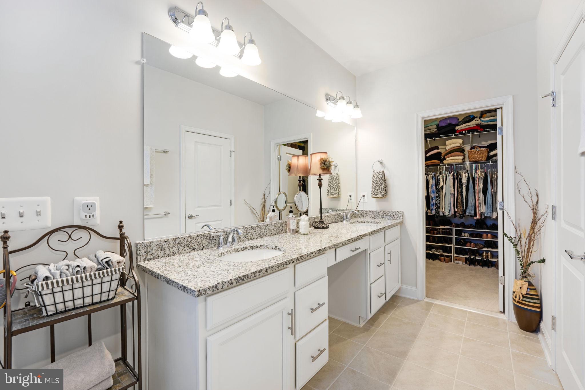 POTOMAC SHORES - Residential Lease