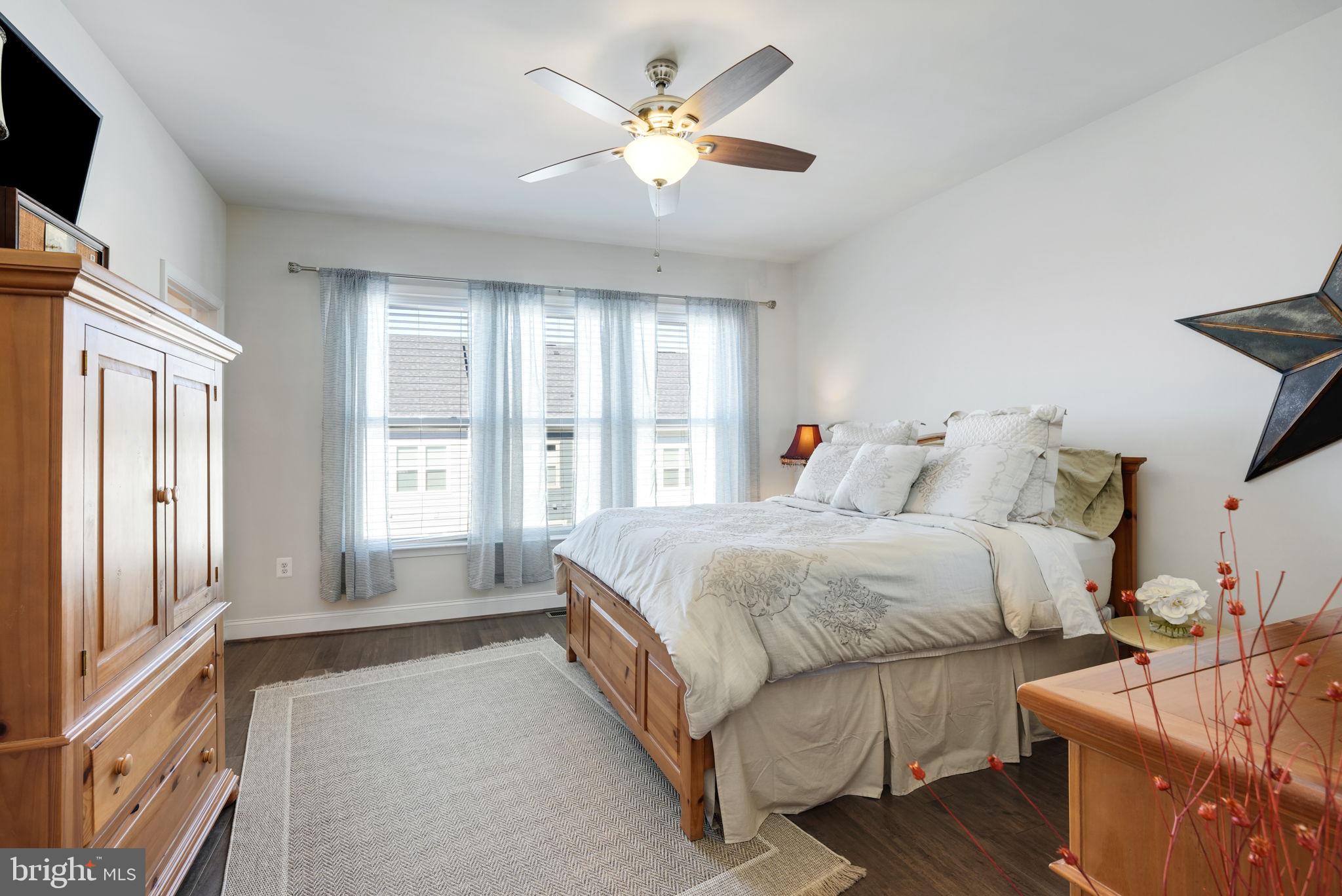 POTOMAC SHORES - Residential Lease