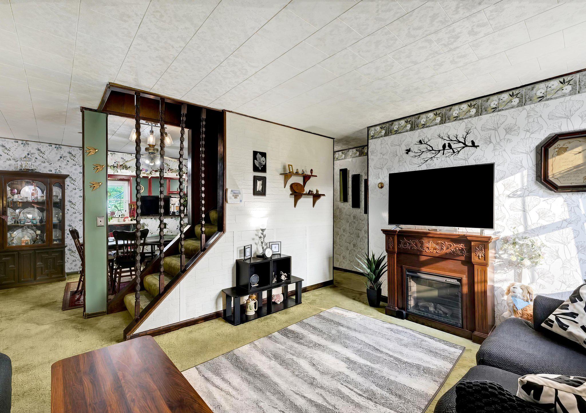 3404 CORNWALL ROAD