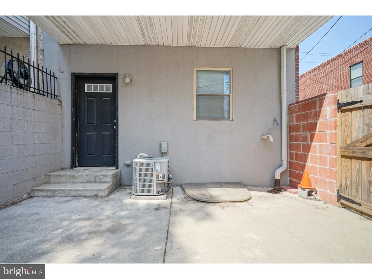 POINT BREEZE - Residential