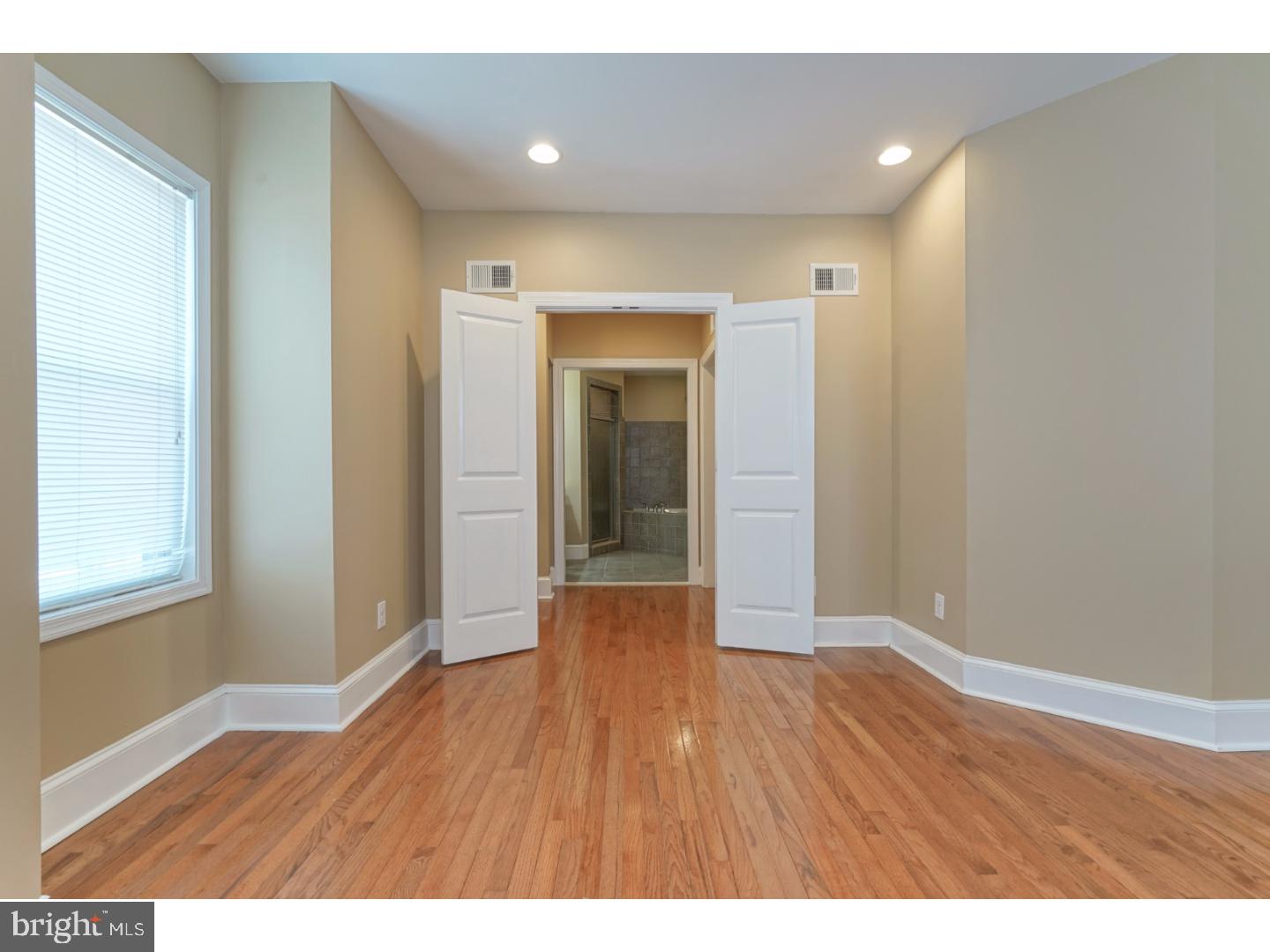 POINT BREEZE - Residential