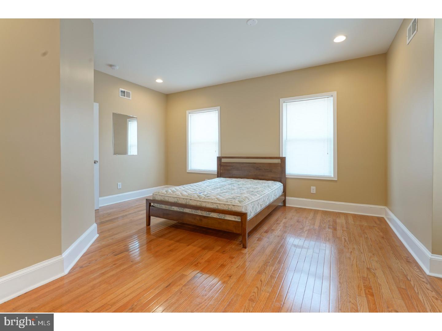 POINT BREEZE - Residential