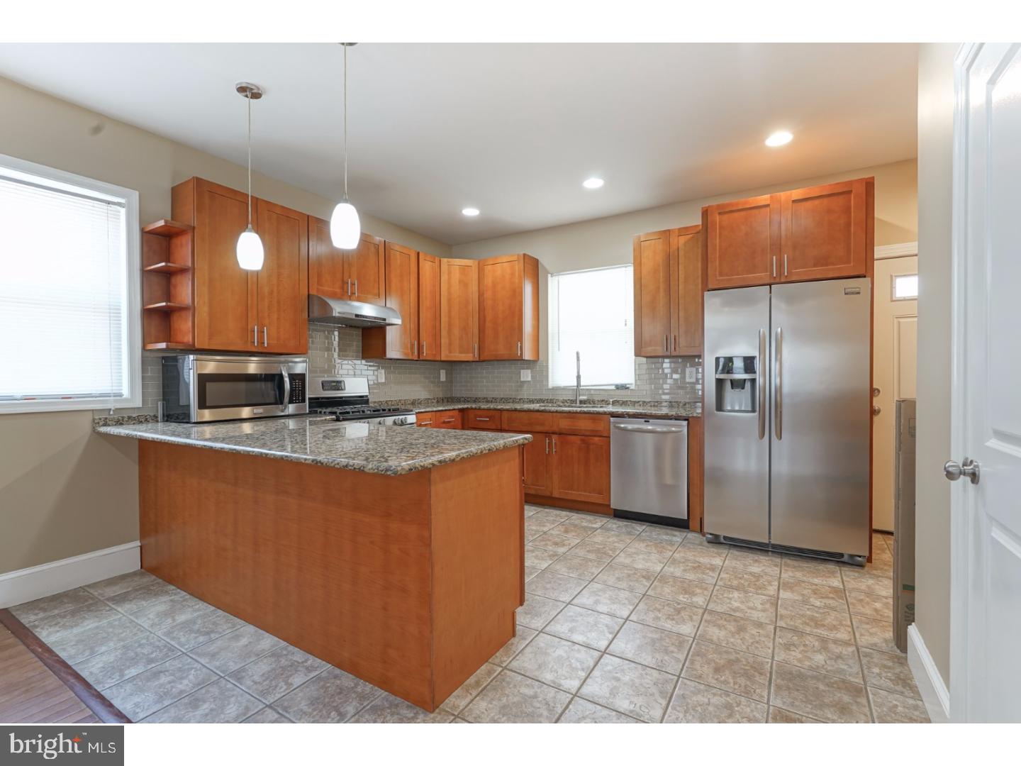POINT BREEZE - Residential