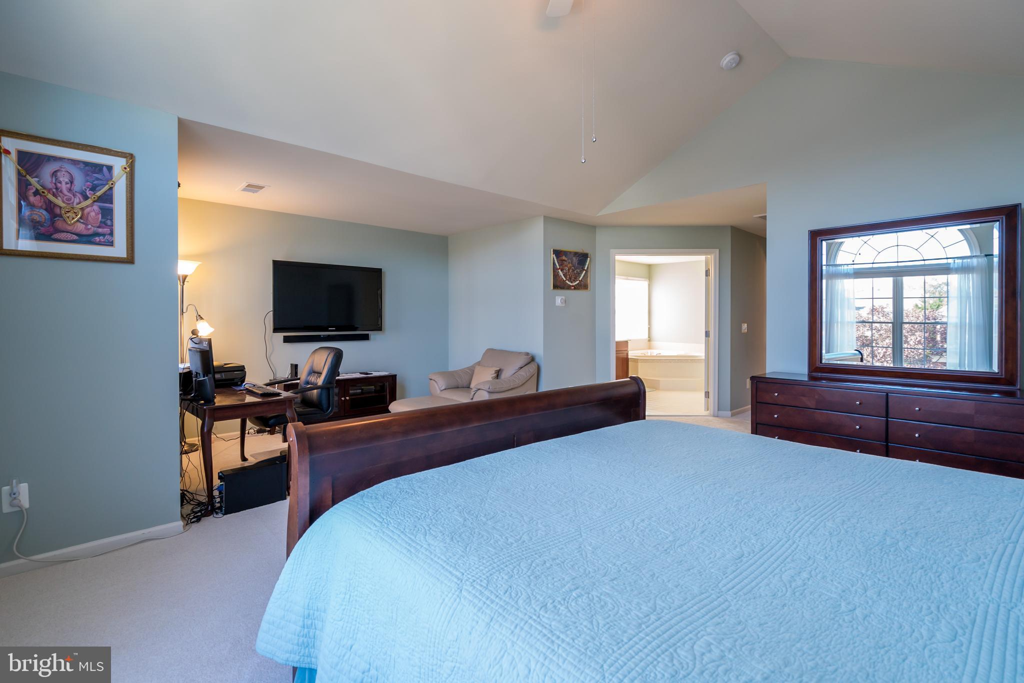 DOMINION VALLEY COUNTRY CLUB - Residential