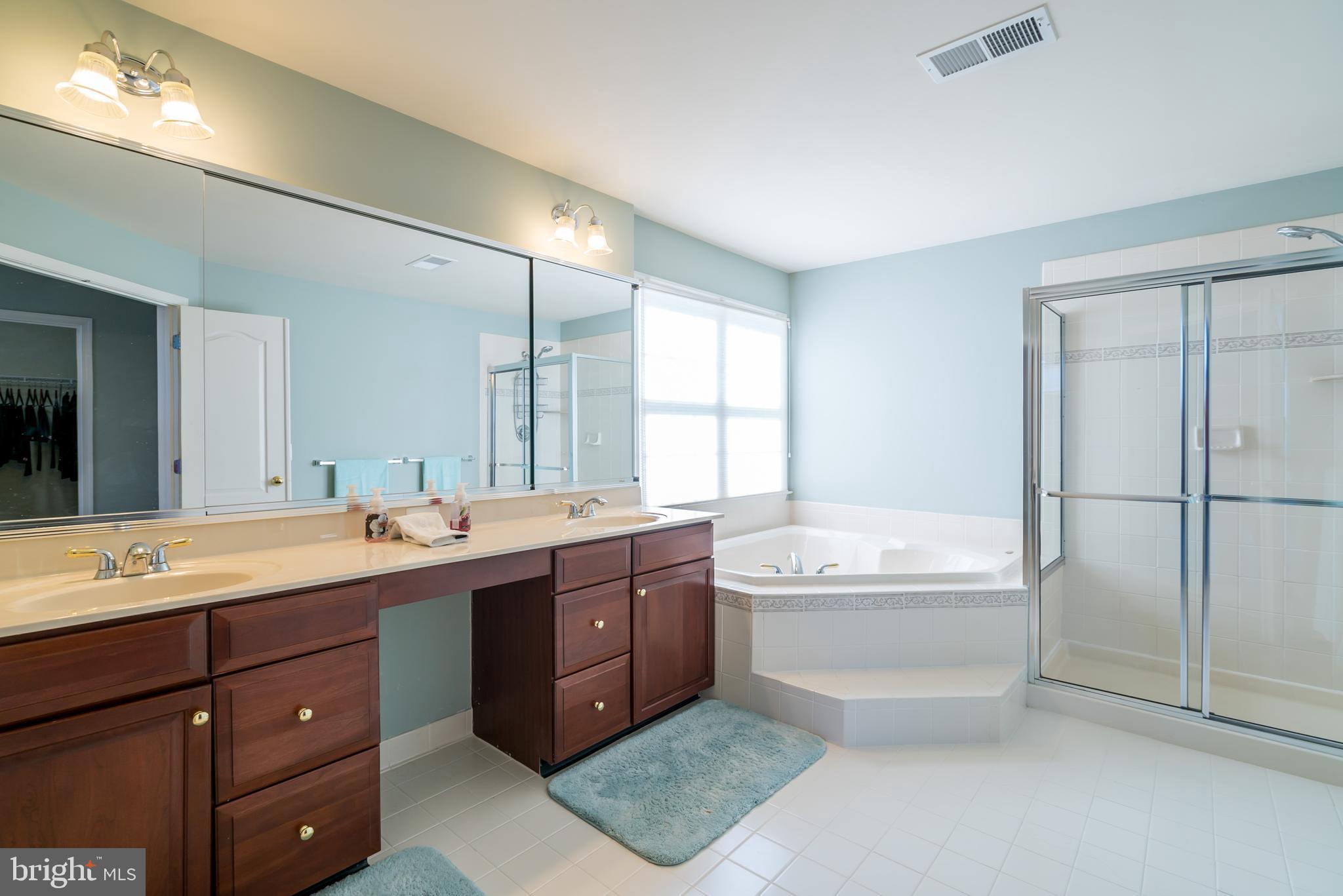 DOMINION VALLEY COUNTRY CLUB - Residential