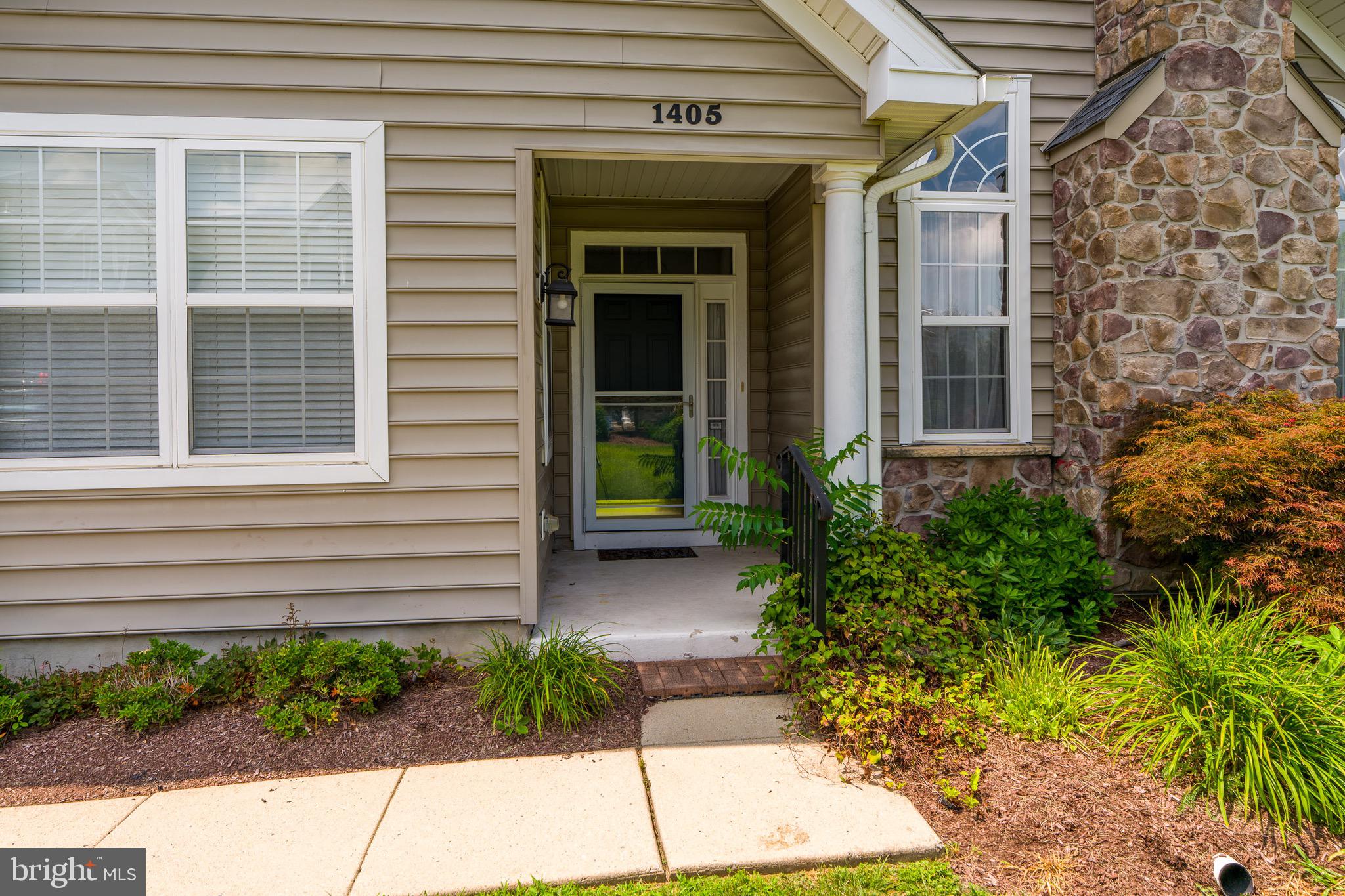 1405 HULNICK ROAD 438-19