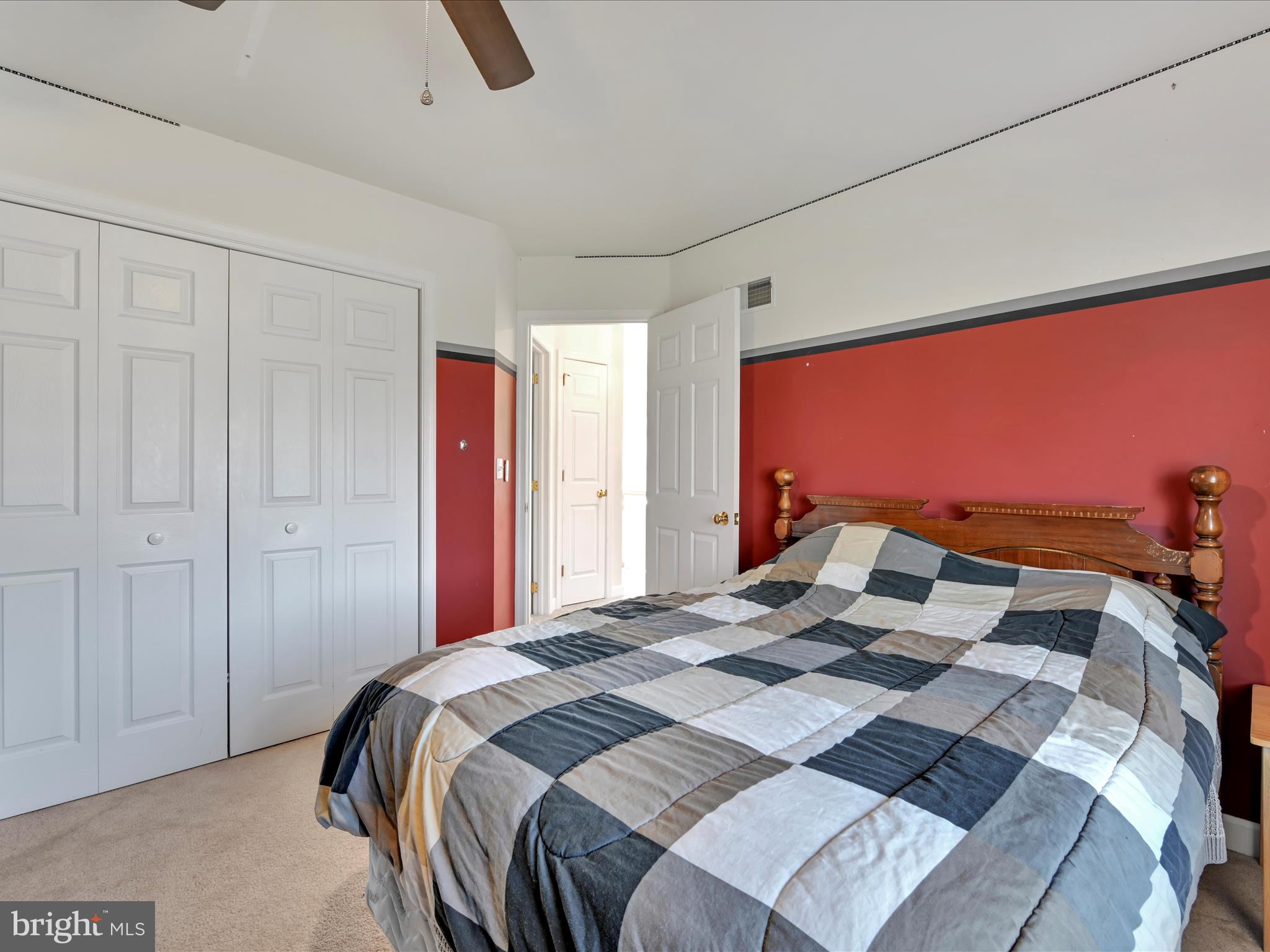 CREEKSIDE - Residential