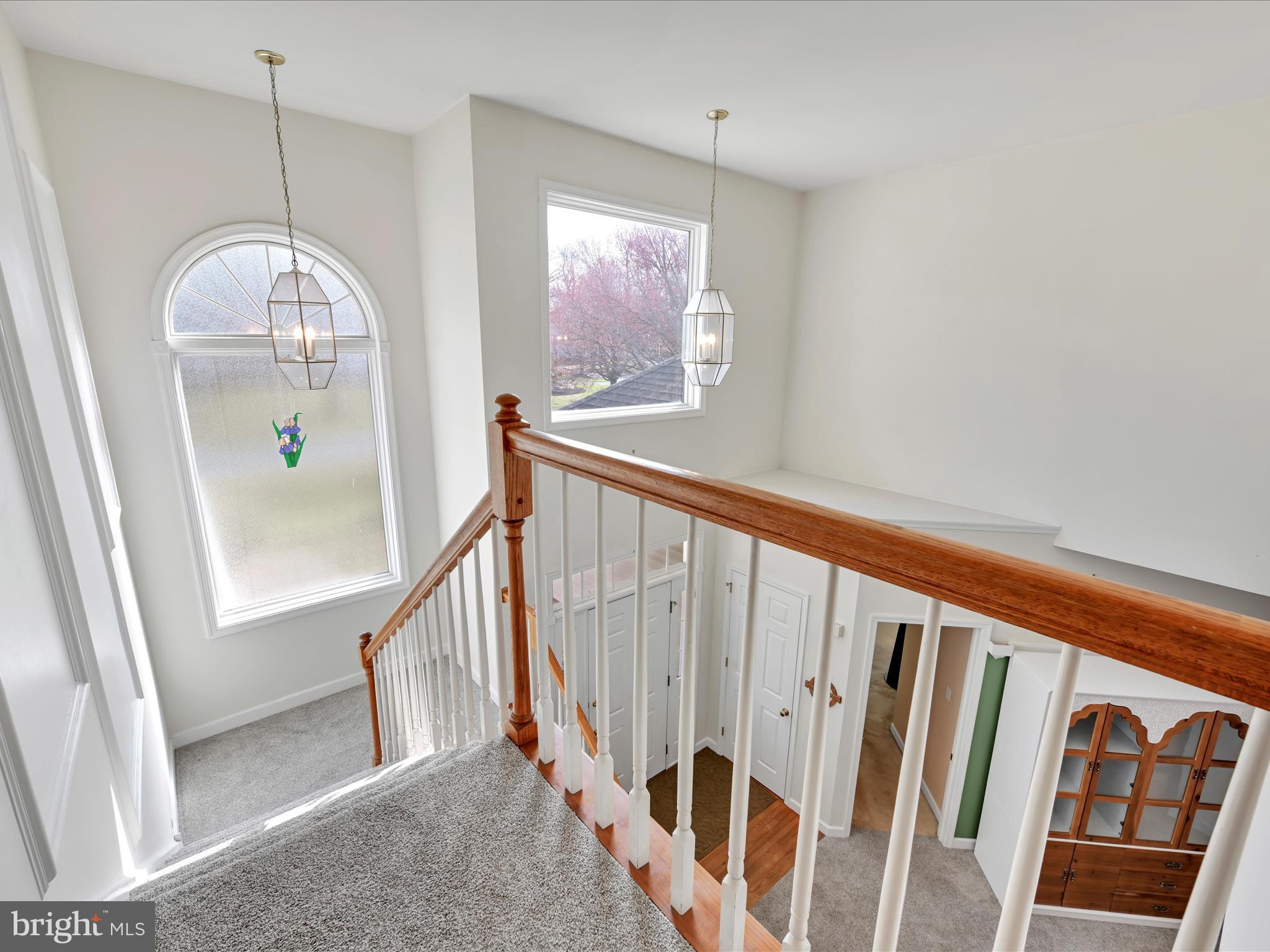 CREEKSIDE - Residential