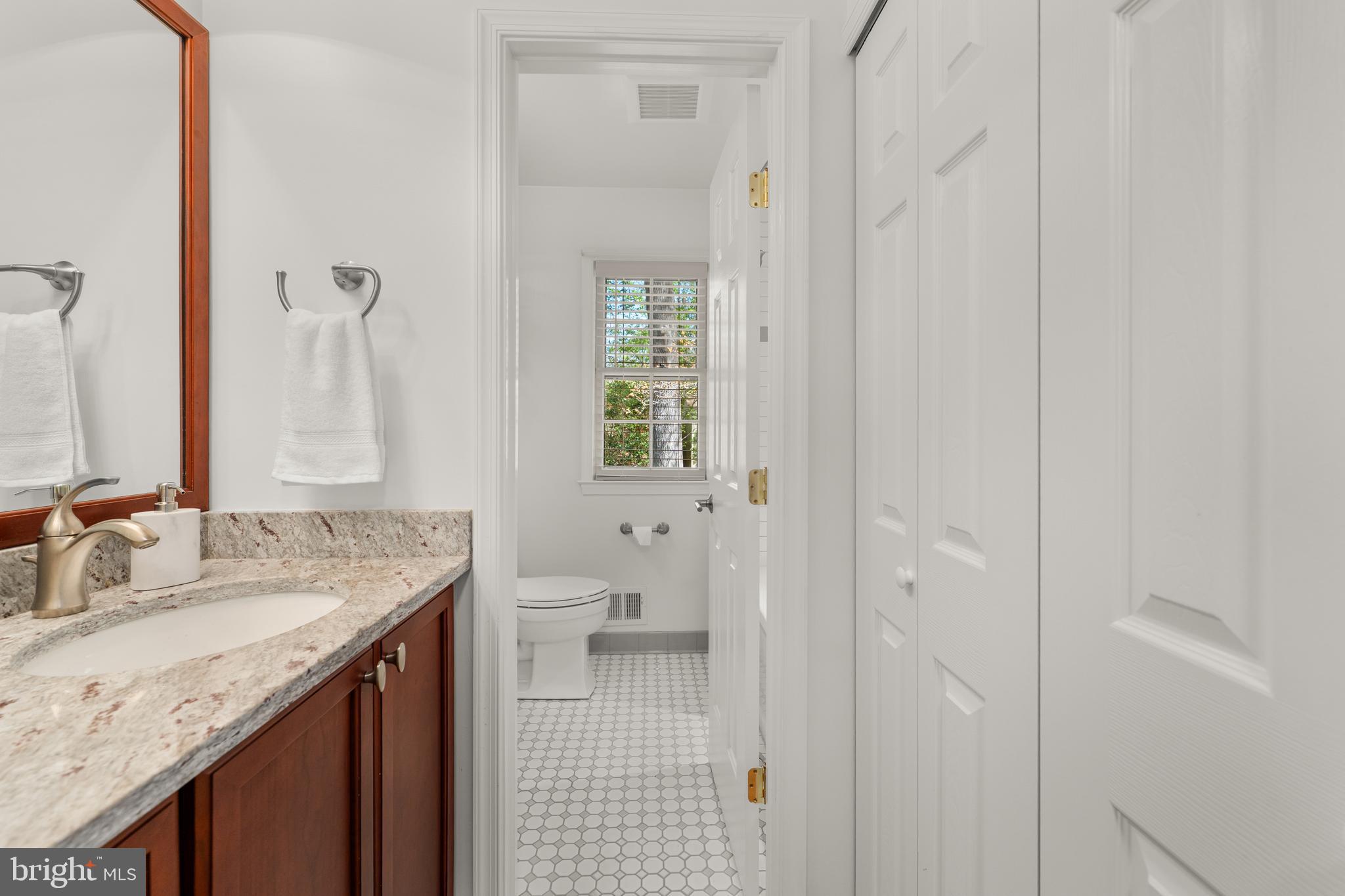 WEST SPRINGFIELD - Residential