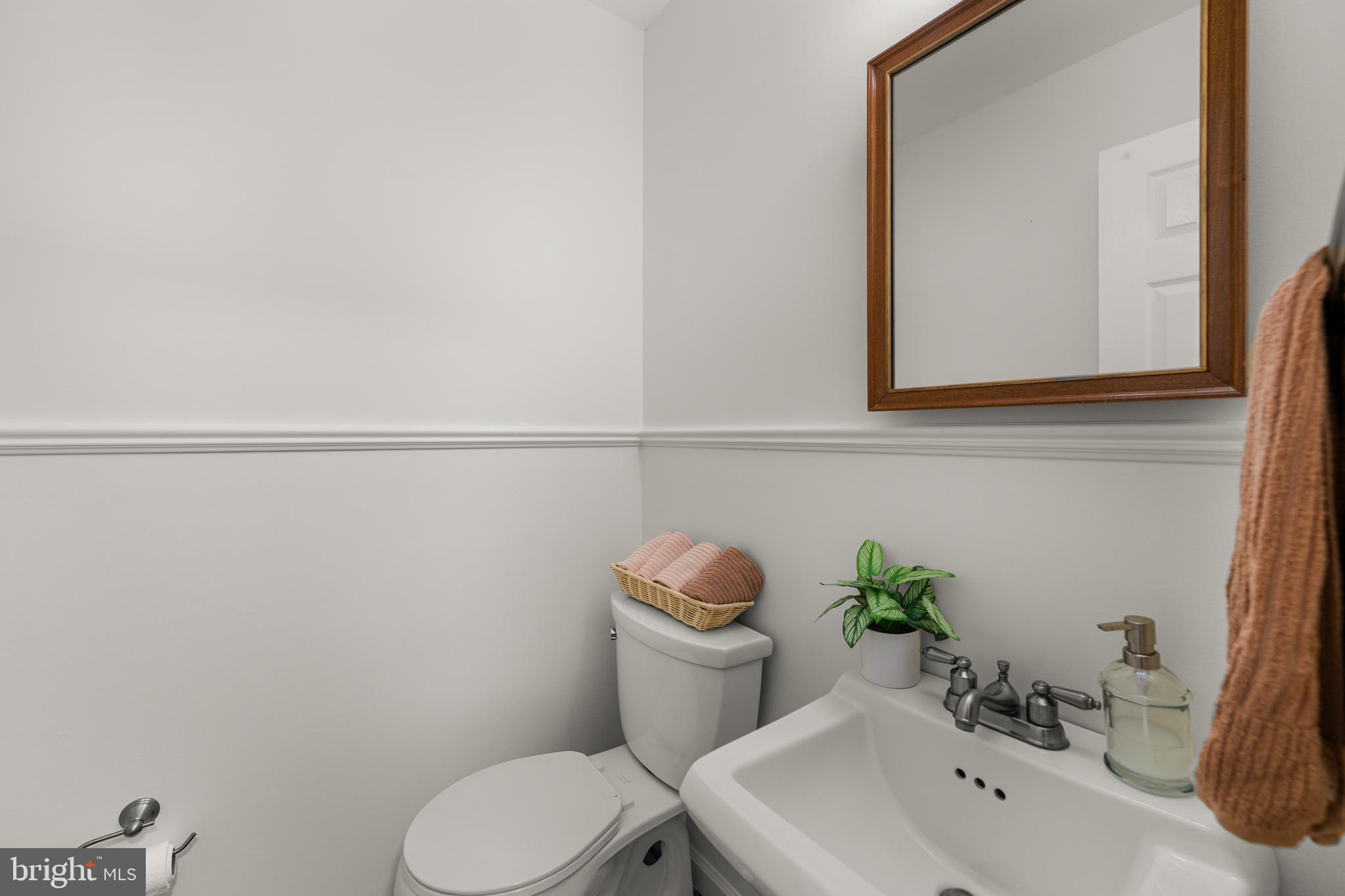 WEST SPRINGFIELD - Residential